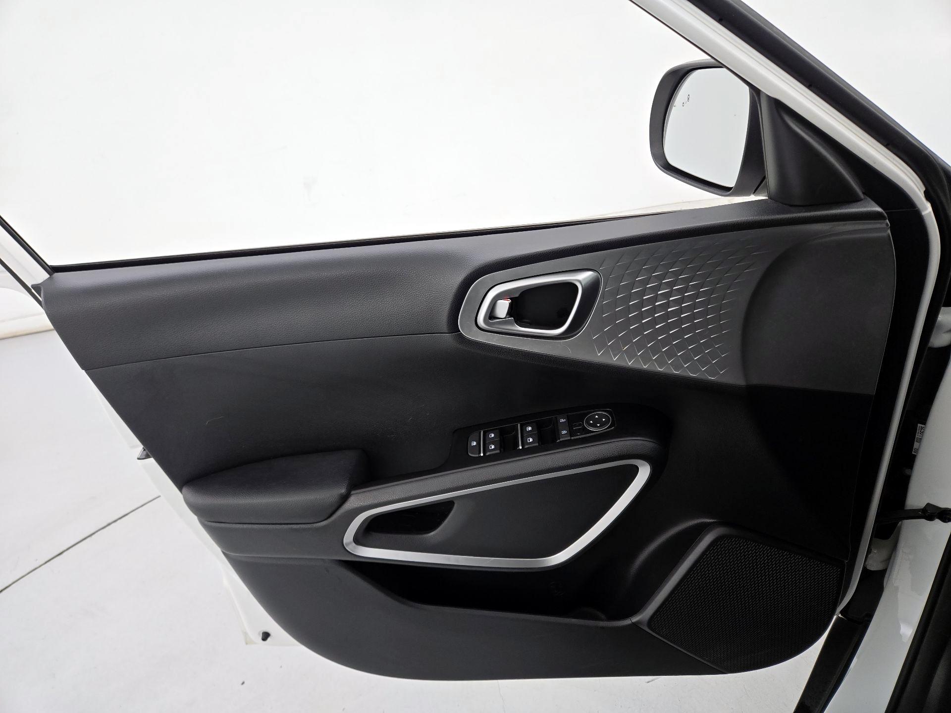 Thumbnail: 2024 Kia Soul - 12