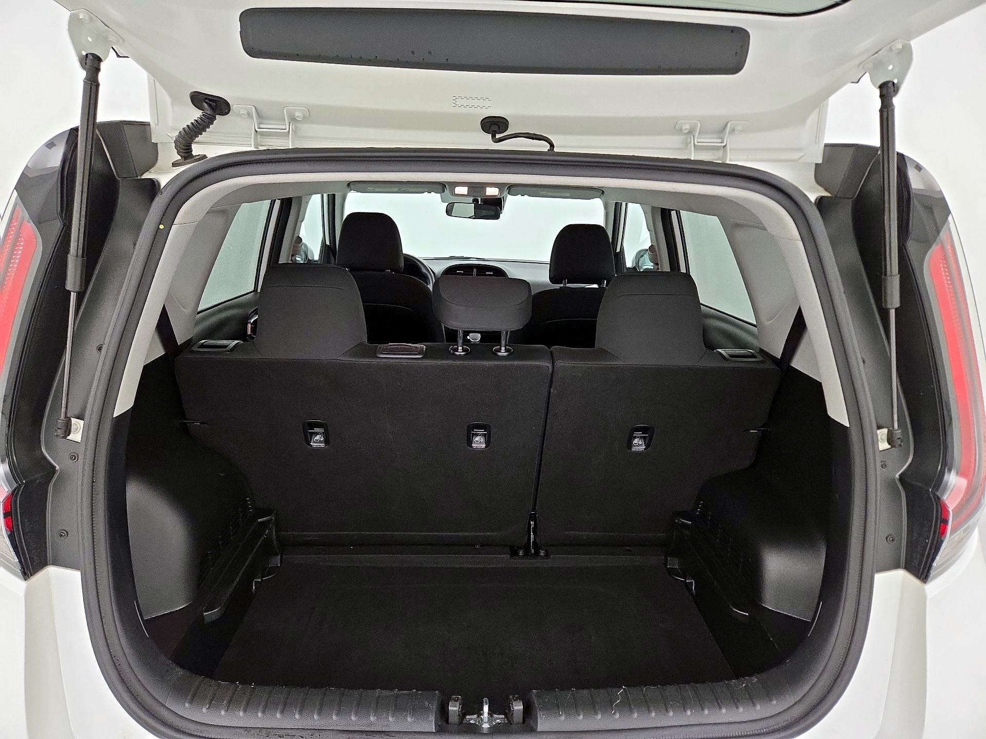 Thumbnail: 2024 Kia Soul - 20