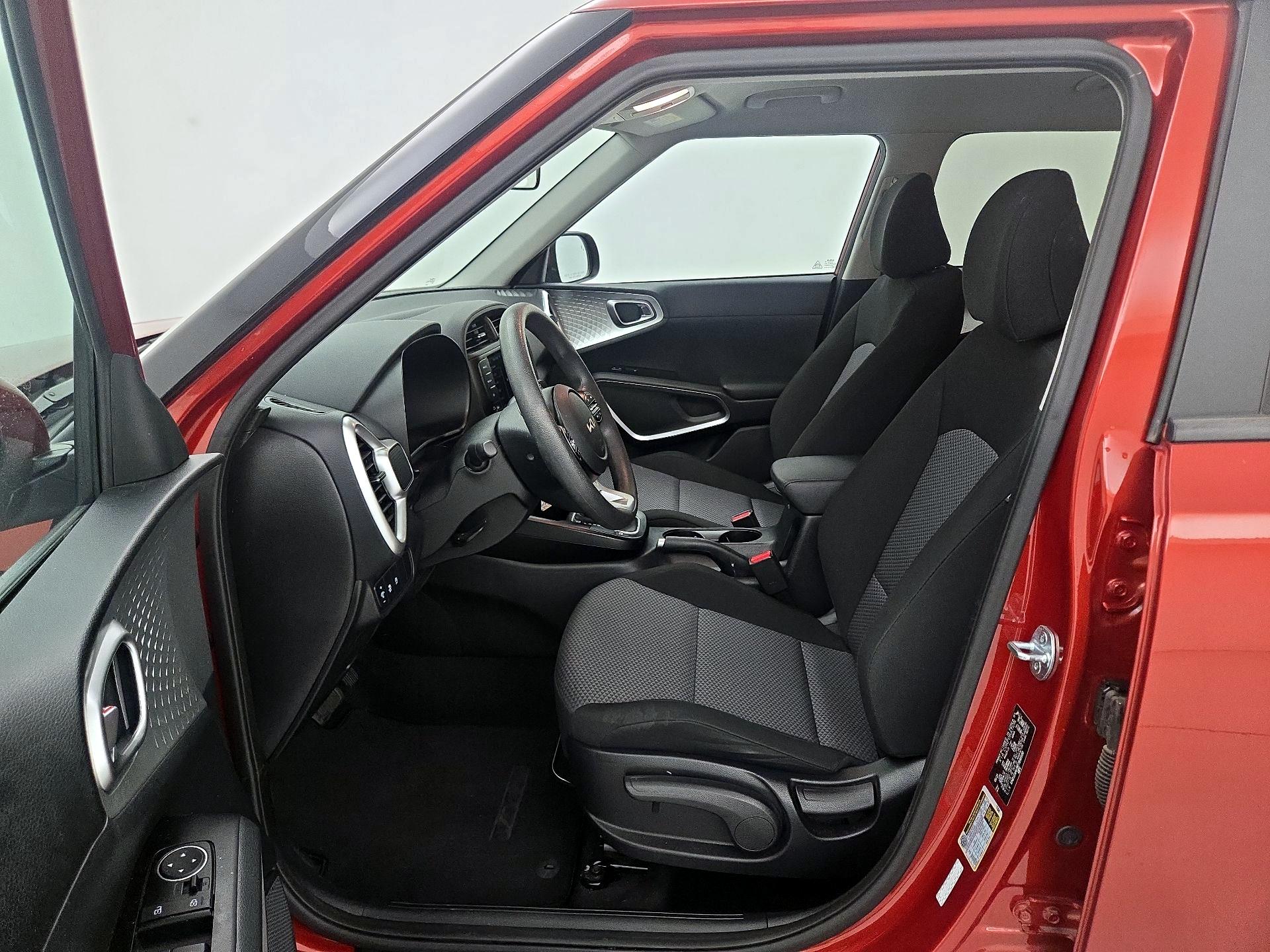 Thumbnail: 2023 Kia Soul - 11