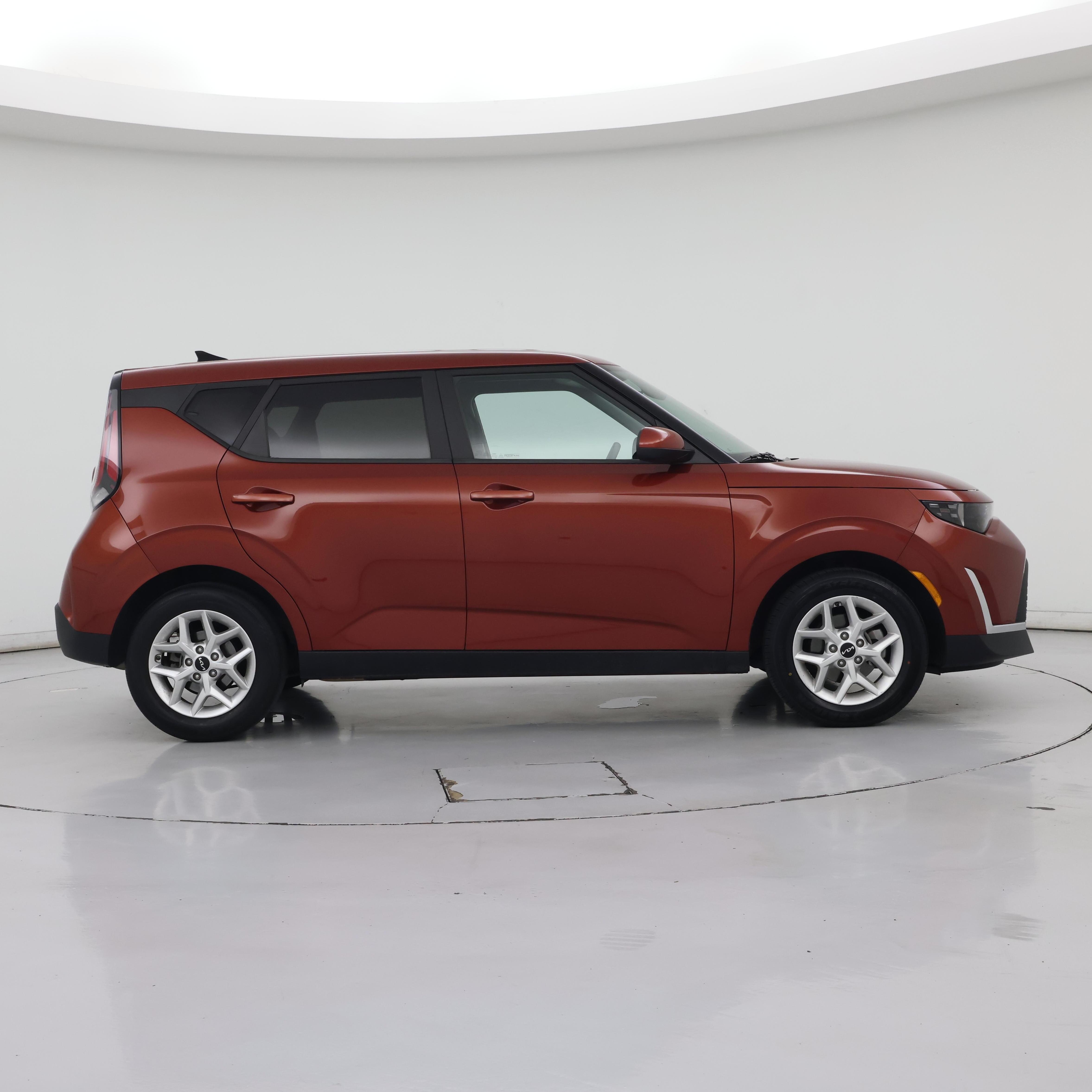 Thumbnail: 2023 Kia Soul - 7