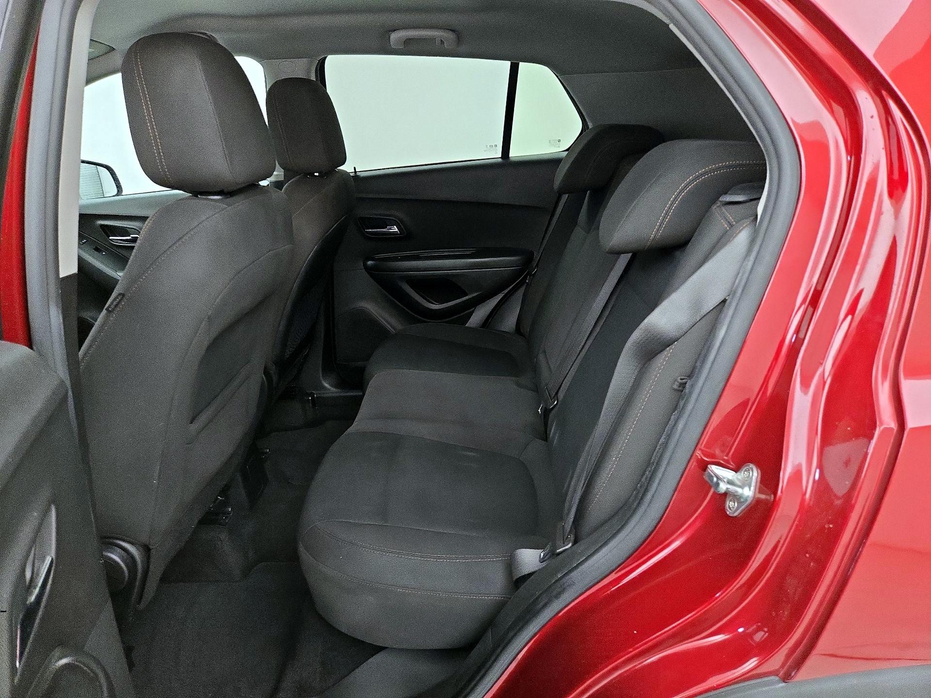 Thumbnail: 2021 Chevrolet Trax - 19