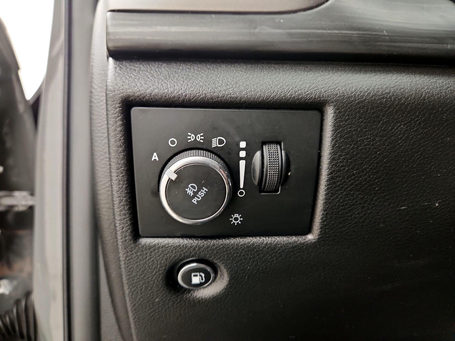 Thumbnail: 2021 Jeep Grand Cherokee - 13