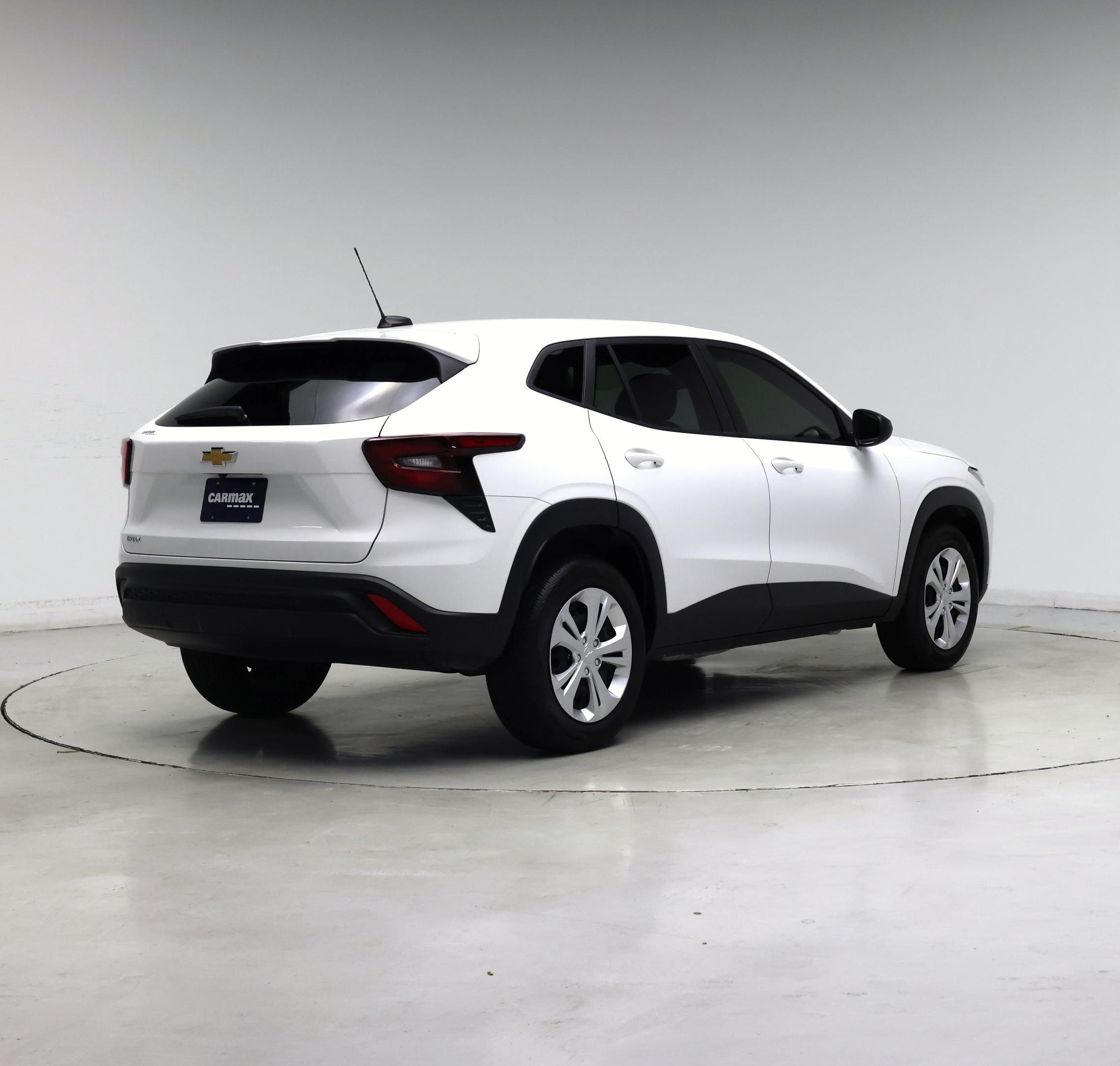 Thumbnail: 2025 Chevrolet Trax - 8