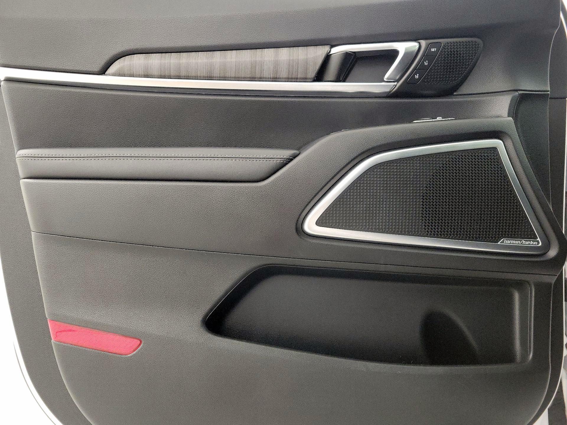 Thumbnail: 2023 Kia Telluride - 12