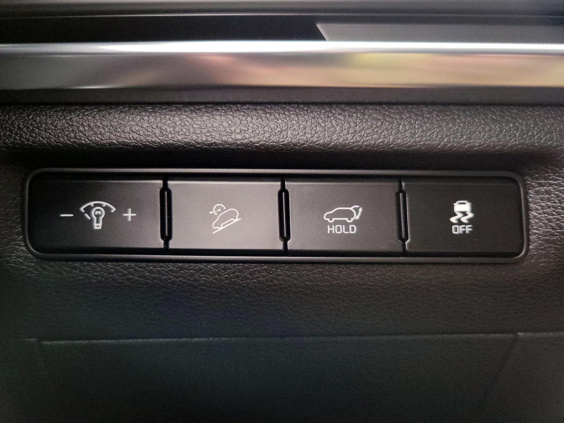 Thumbnail: 2023 Kia Telluride - 13