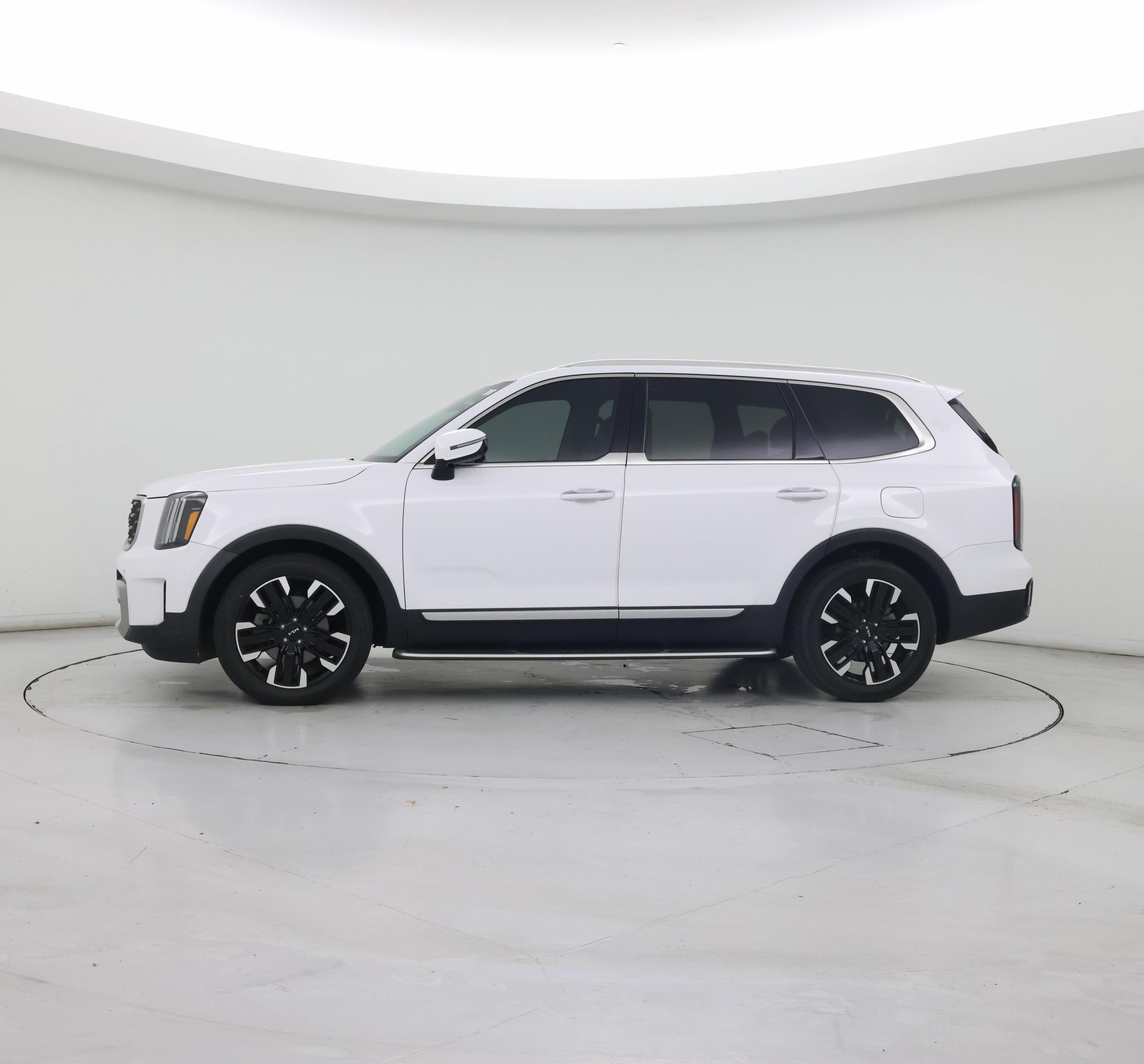 Thumbnail: 2023 Kia Telluride - 3