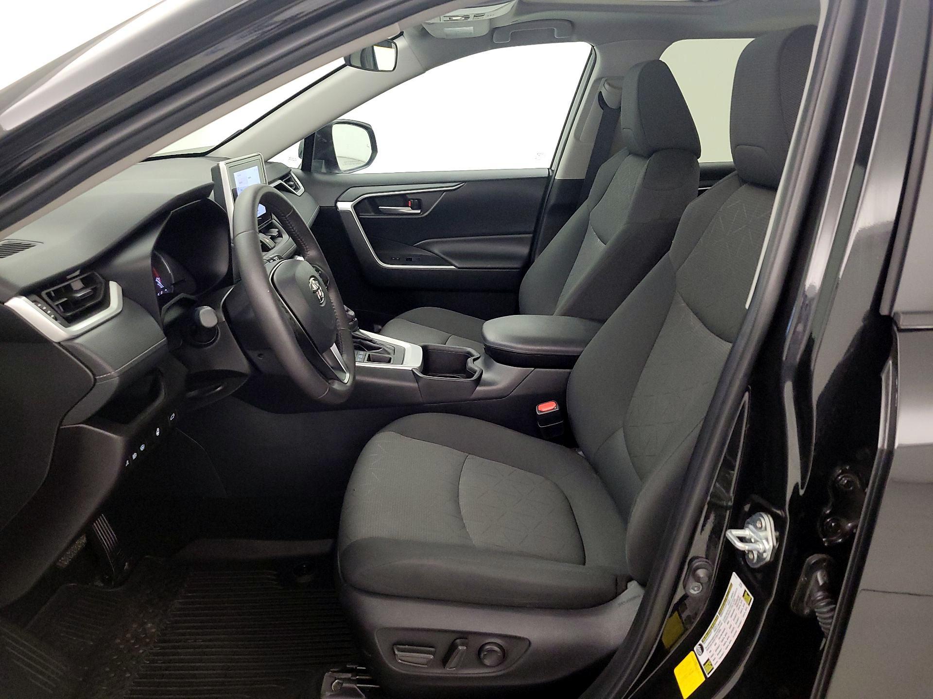 Thumbnail: 2024 Toyota RAV4 - 11