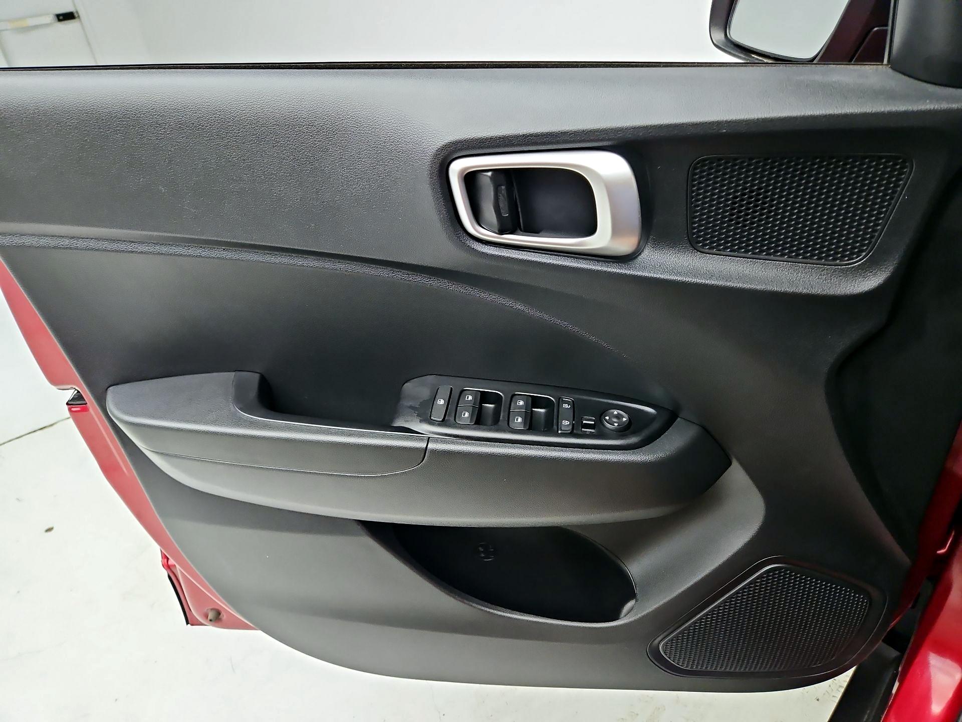 Thumbnail: 2024 Hyundai Venue - 12