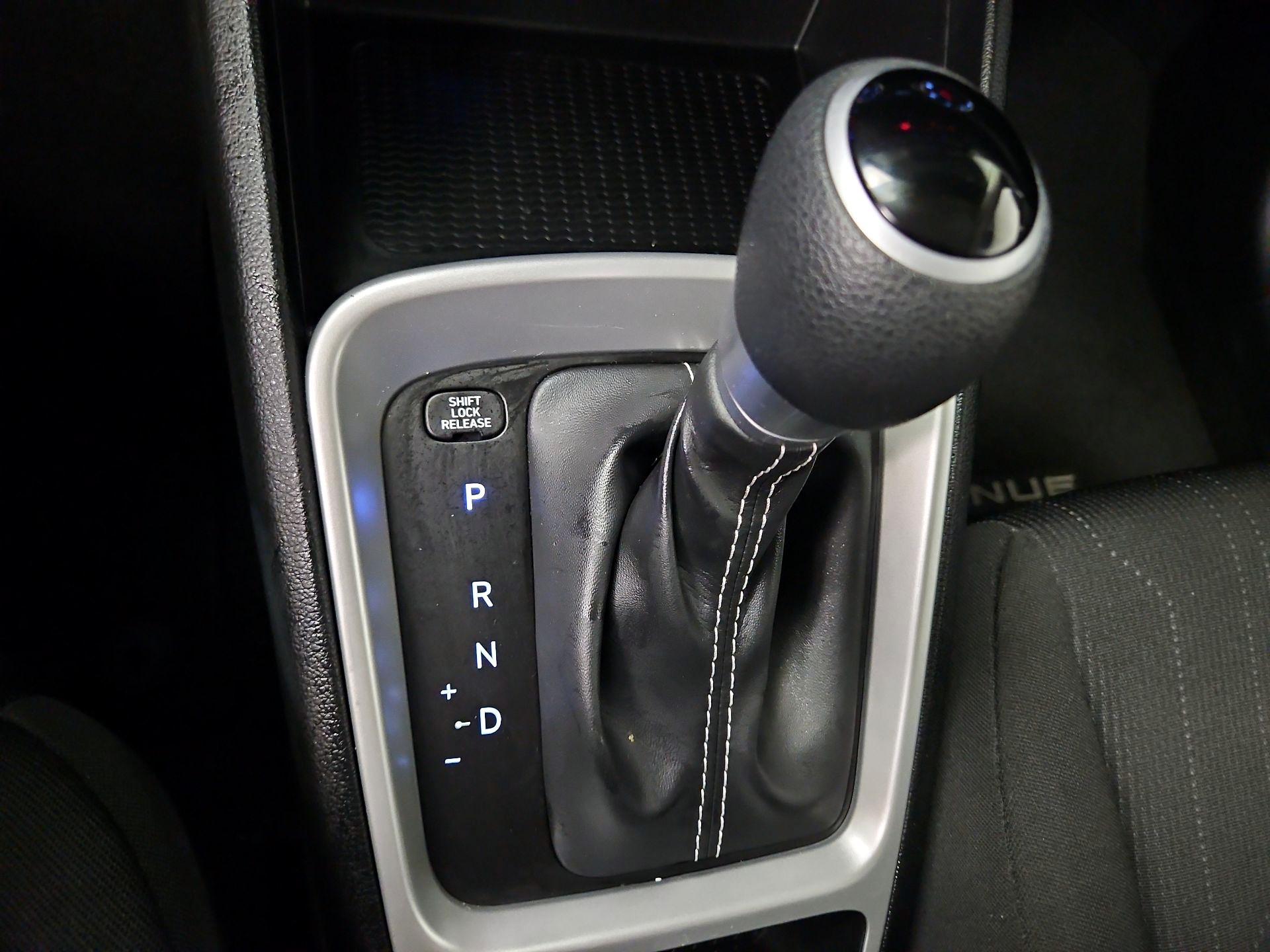 Thumbnail: 2024 Hyundai Venue - 17