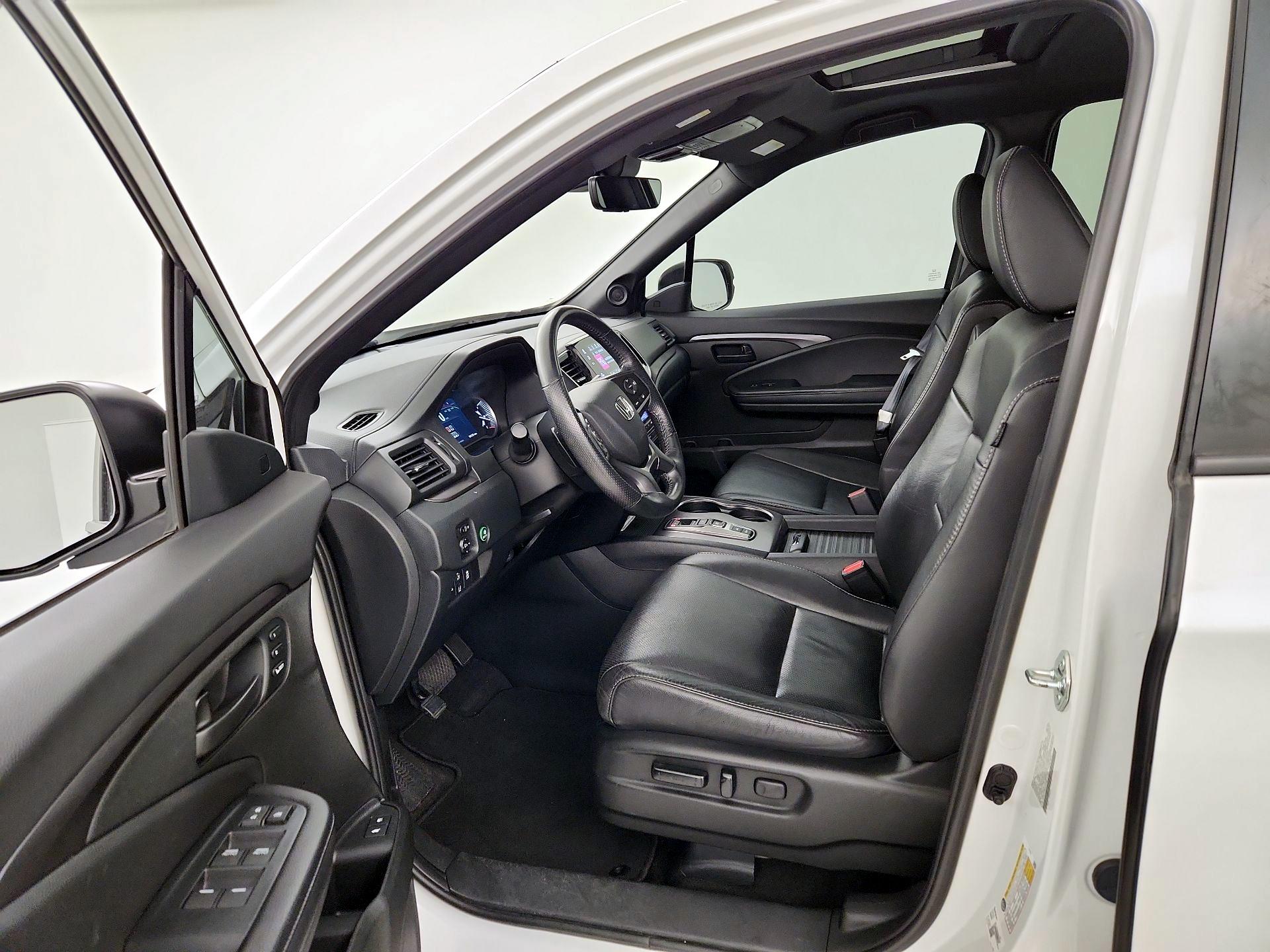 Thumbnail: 2023 Honda Passport - 11