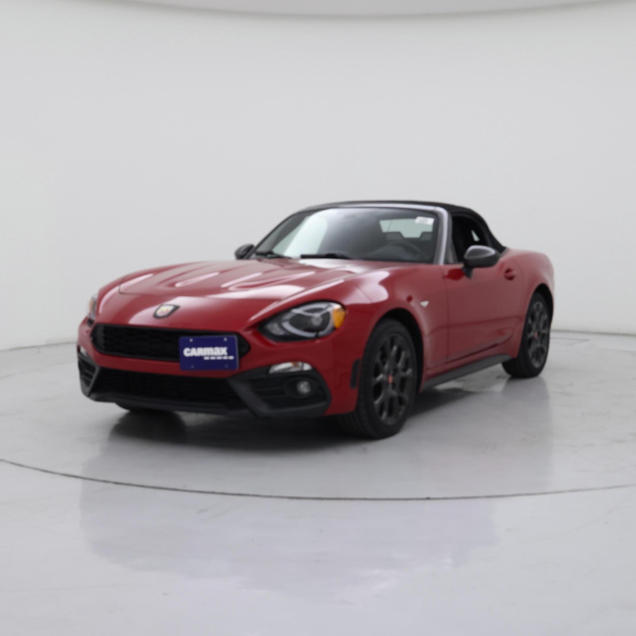 Thumbnail: 2017 Fiat 124 Spider - 4