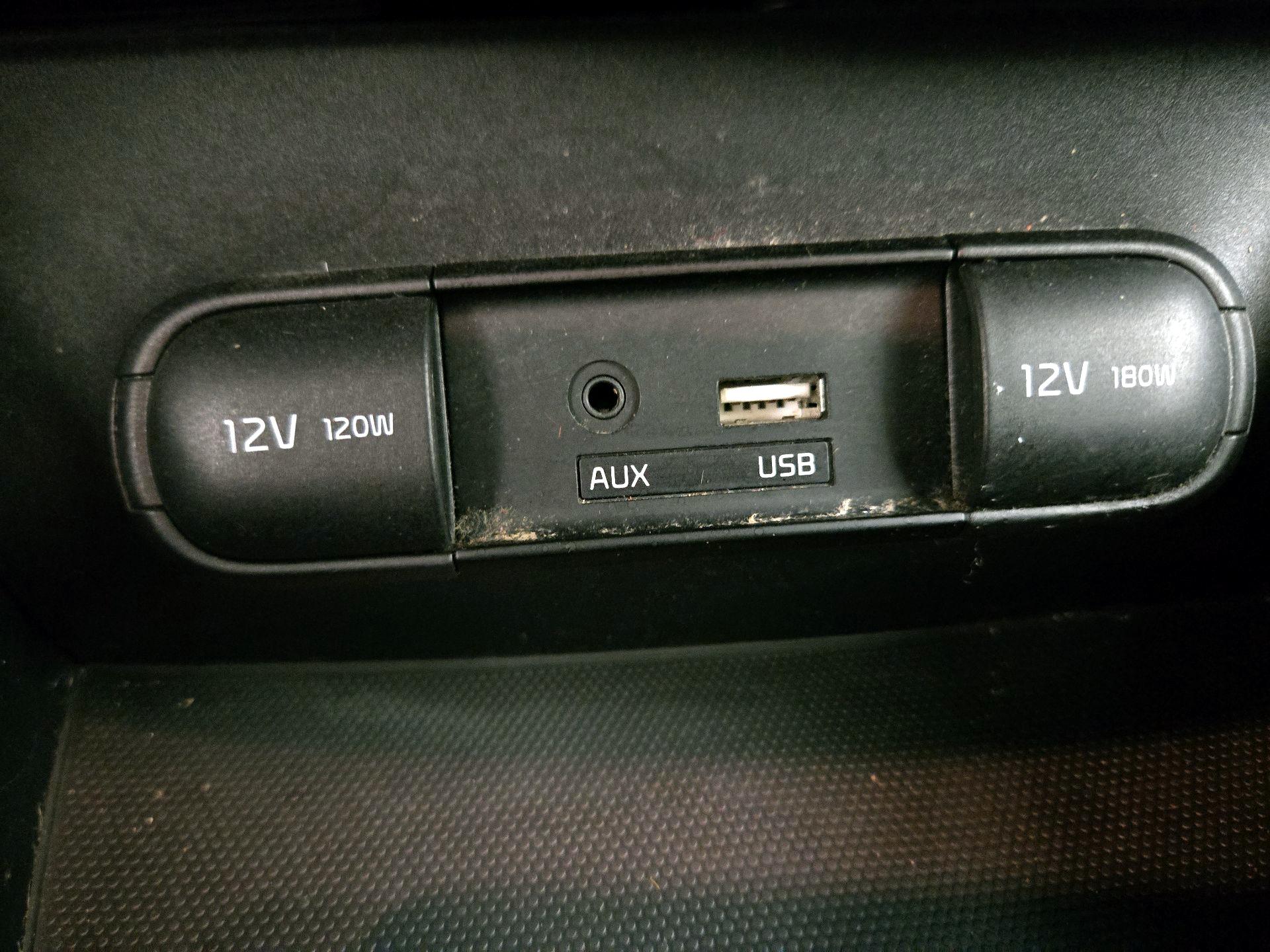 Thumbnail: 2017 Kia Soul - 18