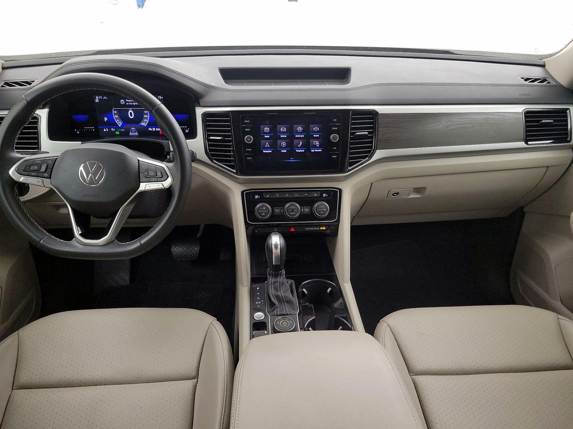 Thumbnail: 2022 Volkswagen Atlas - 9