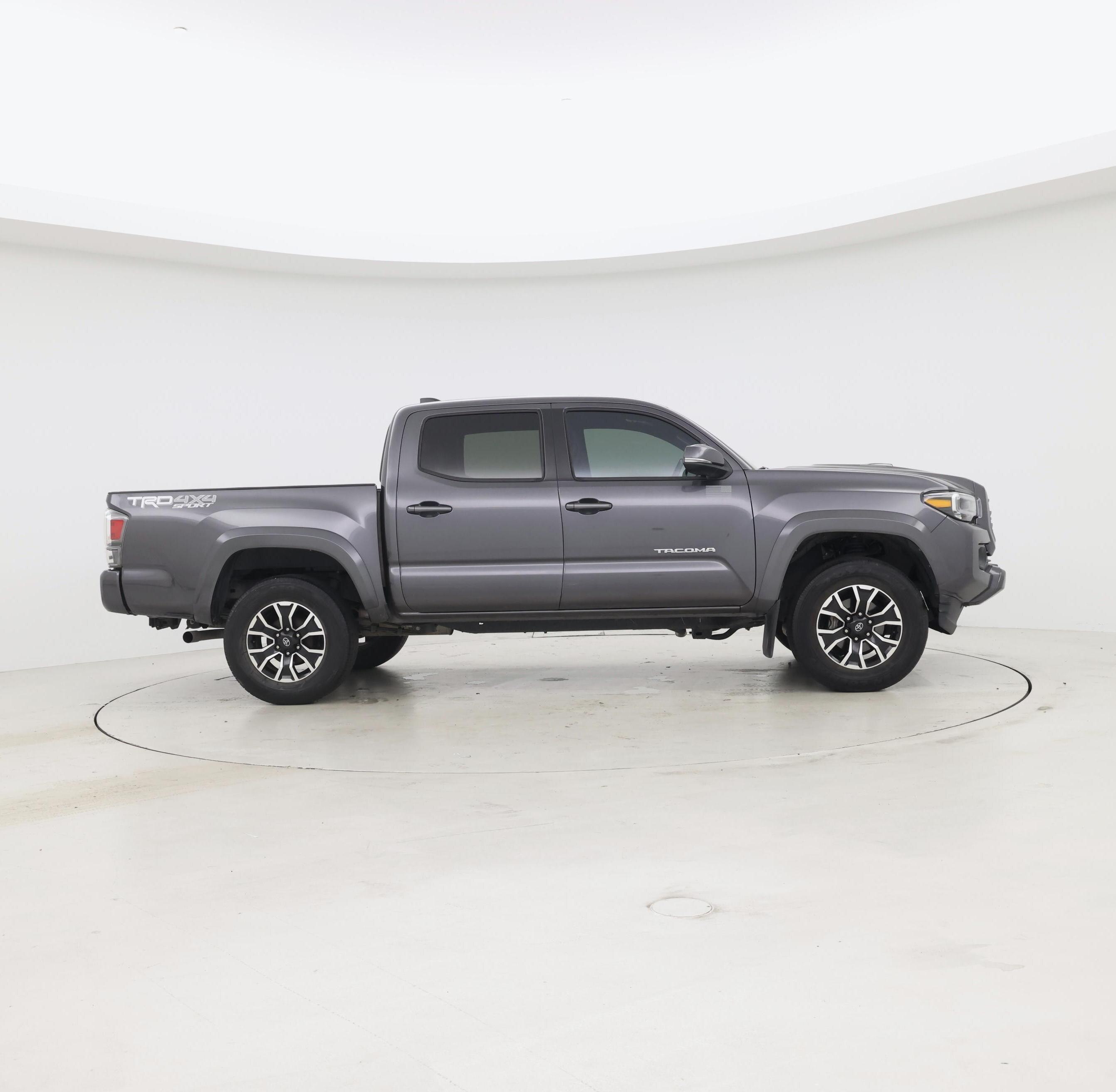 Thumbnail: 2022 Toyota Tacoma - 7