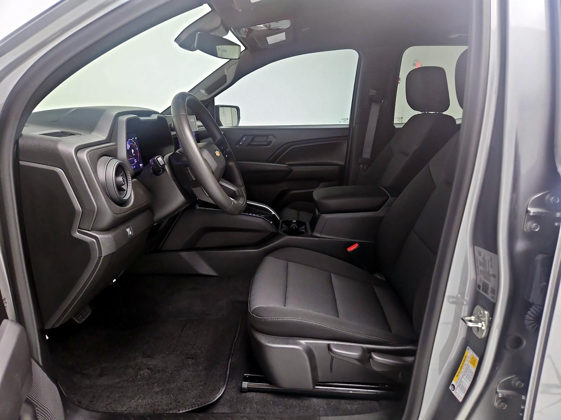 Thumbnail: 2026 Chevrolet Colorado - 11