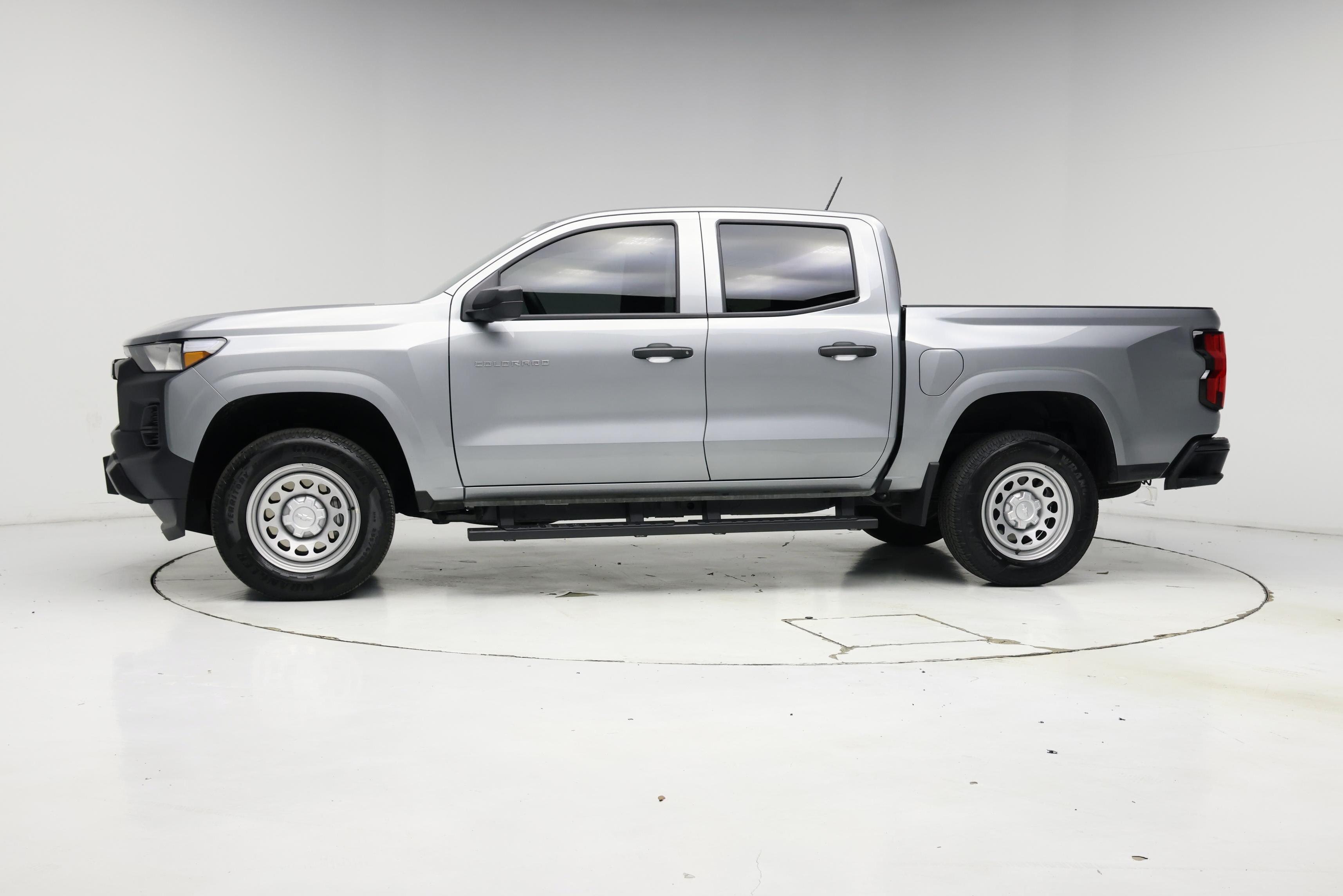 Thumbnail: 2026 Chevrolet Colorado - 3