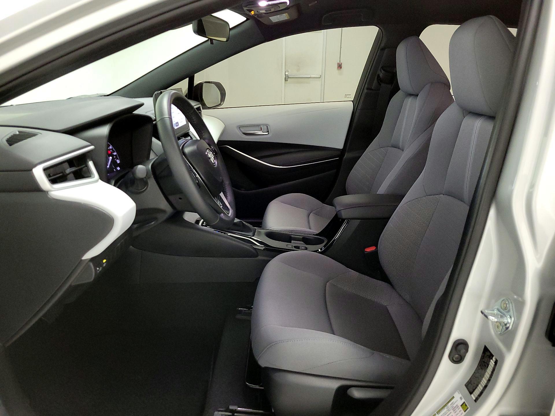 Thumbnail: 2025 Toyota Corolla - 11