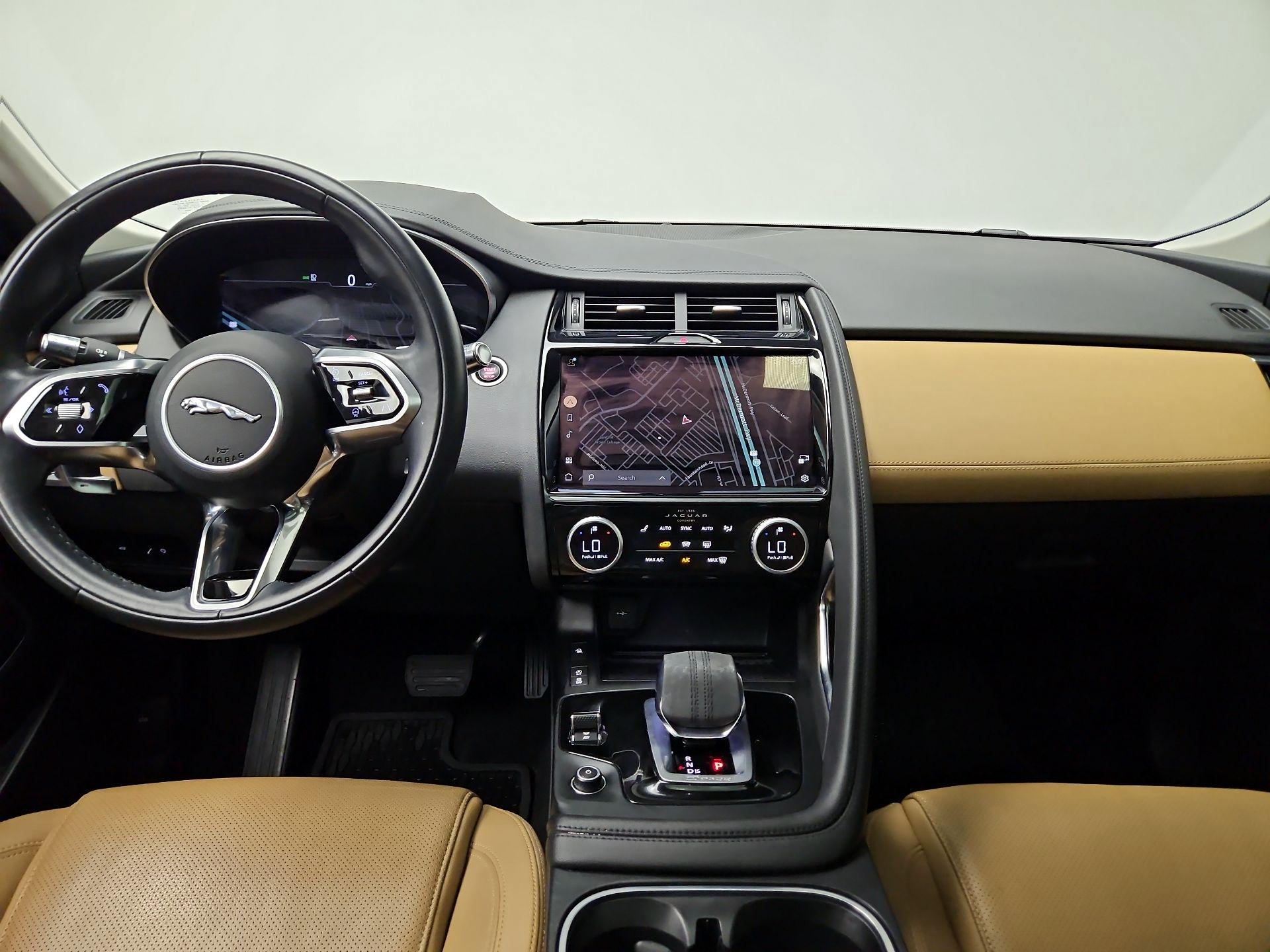 Thumbnail: 2021 Jaguar E-Pace - 9