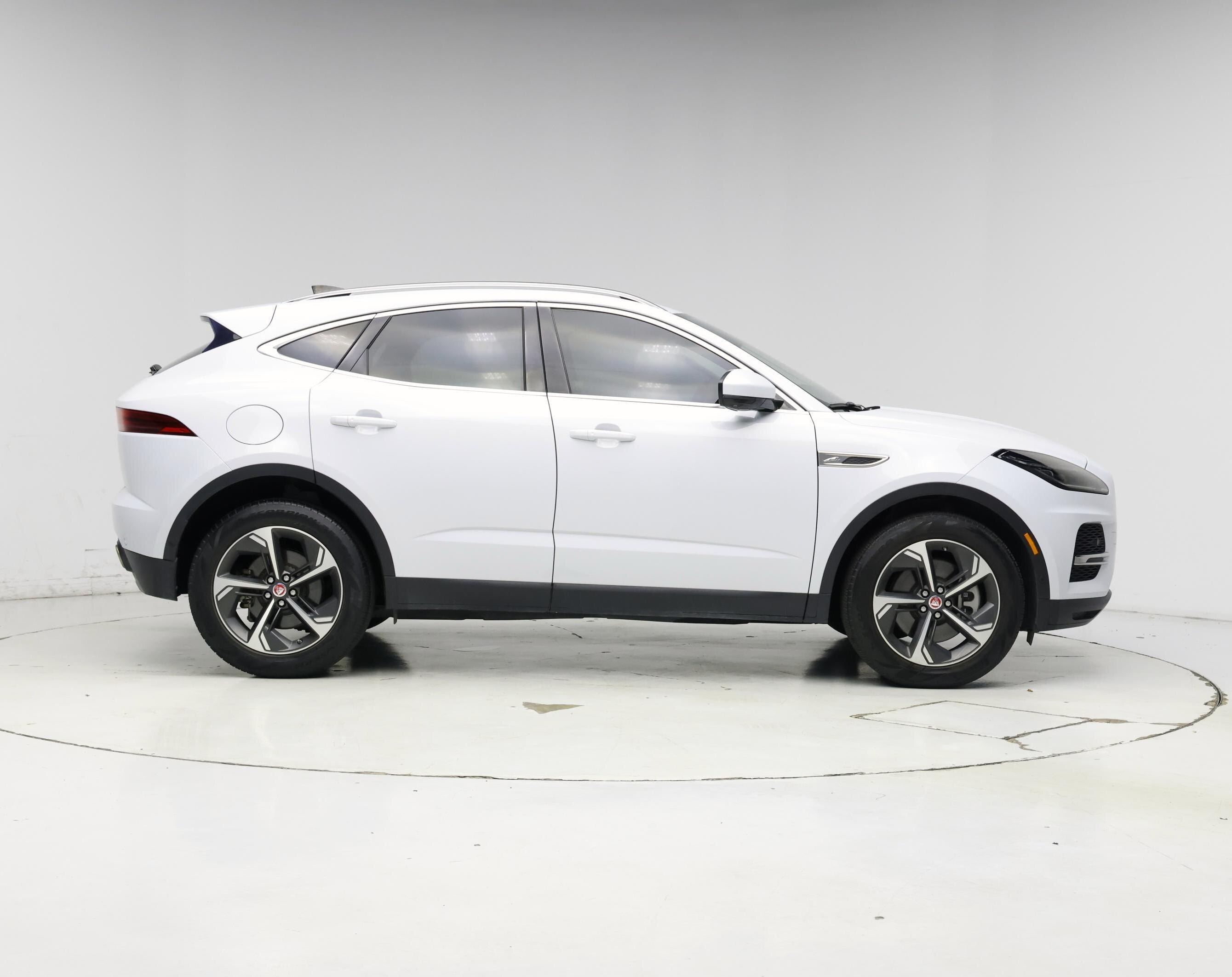 Thumbnail: 2021 Jaguar E-Pace - 7