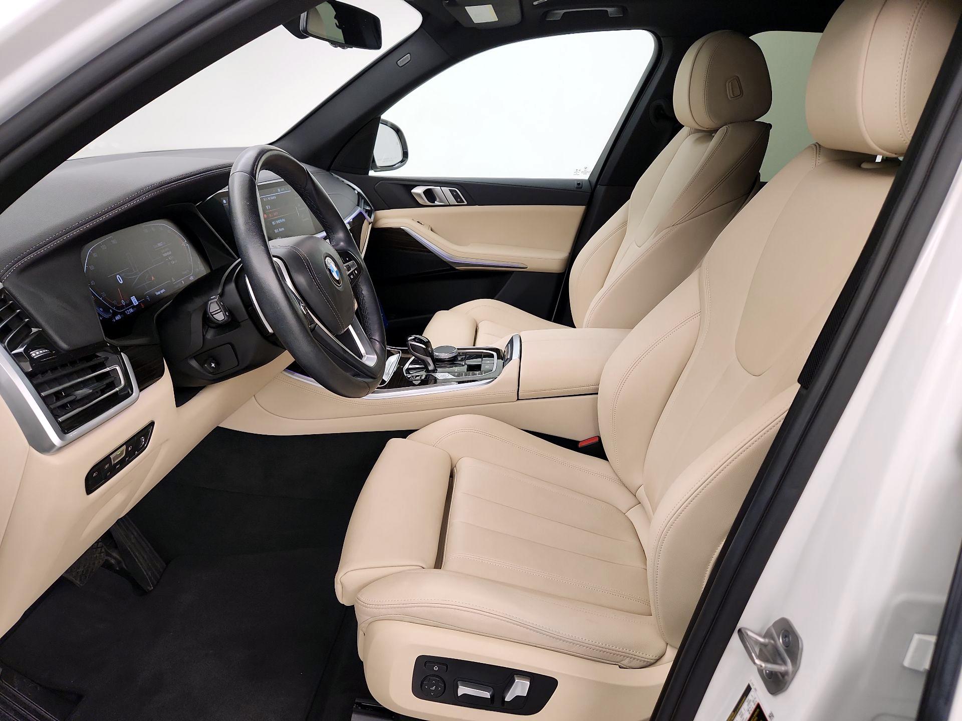 Thumbnail: 2021 BMW X5 - 11