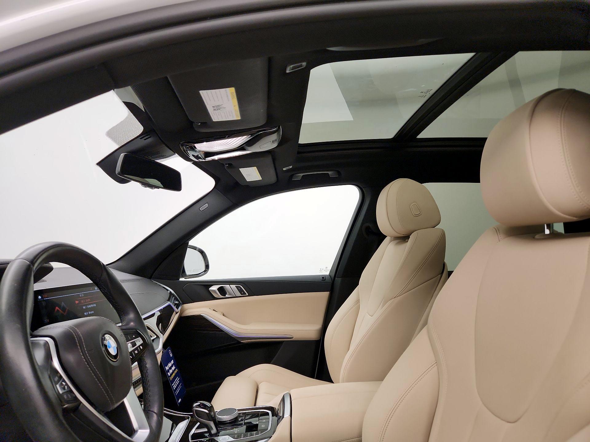 Thumbnail: 2021 BMW X5 - 20