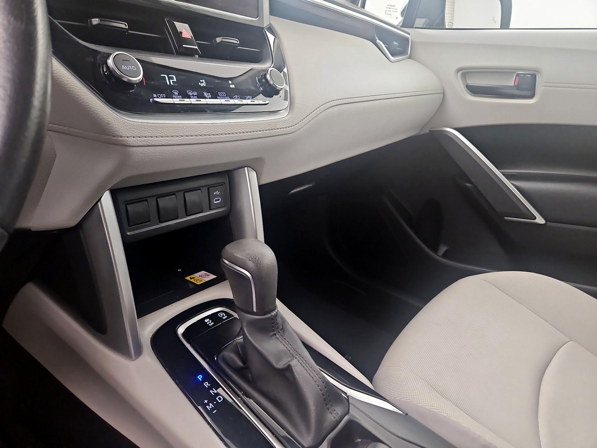 Thumbnail: 2023 Toyota Corolla Cross - 15