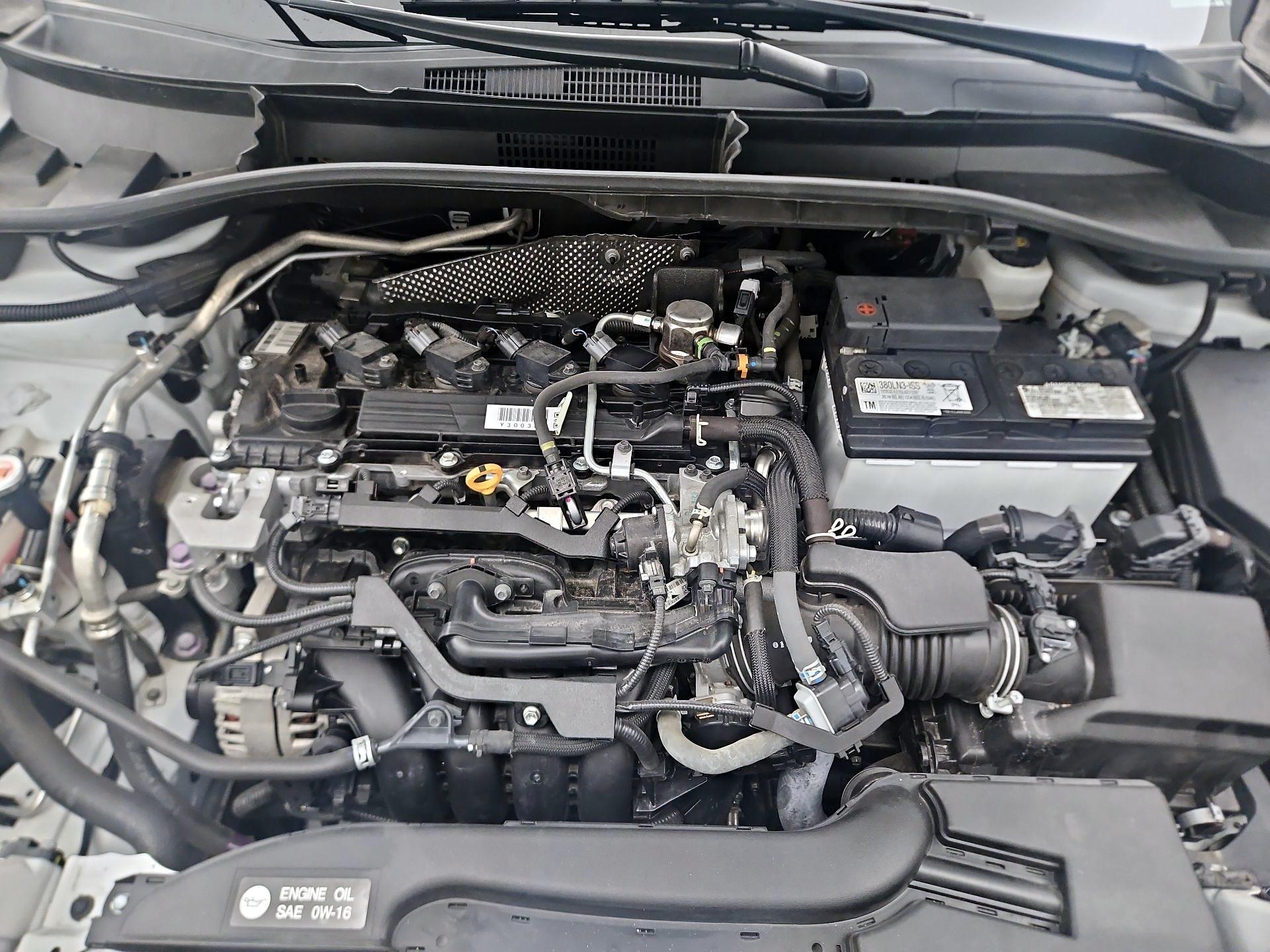 Thumbnail: 2023 Toyota Corolla Cross - 18