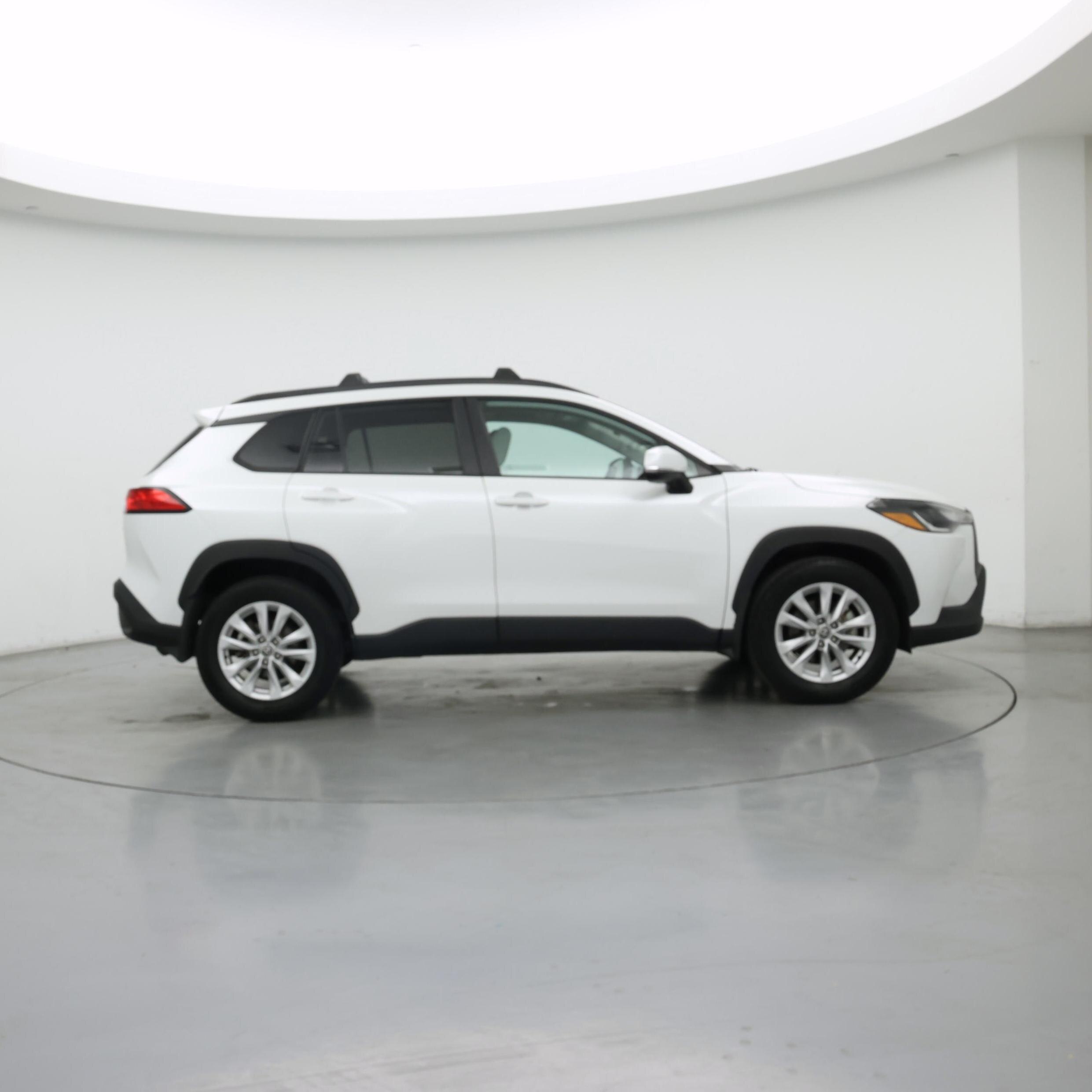 Thumbnail: 2023 Toyota Corolla Cross - 7