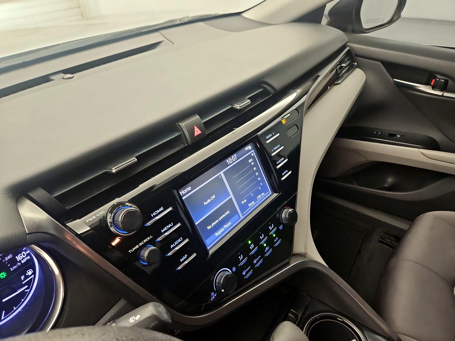 Thumbnail: 2019 Toyota Camry - 13