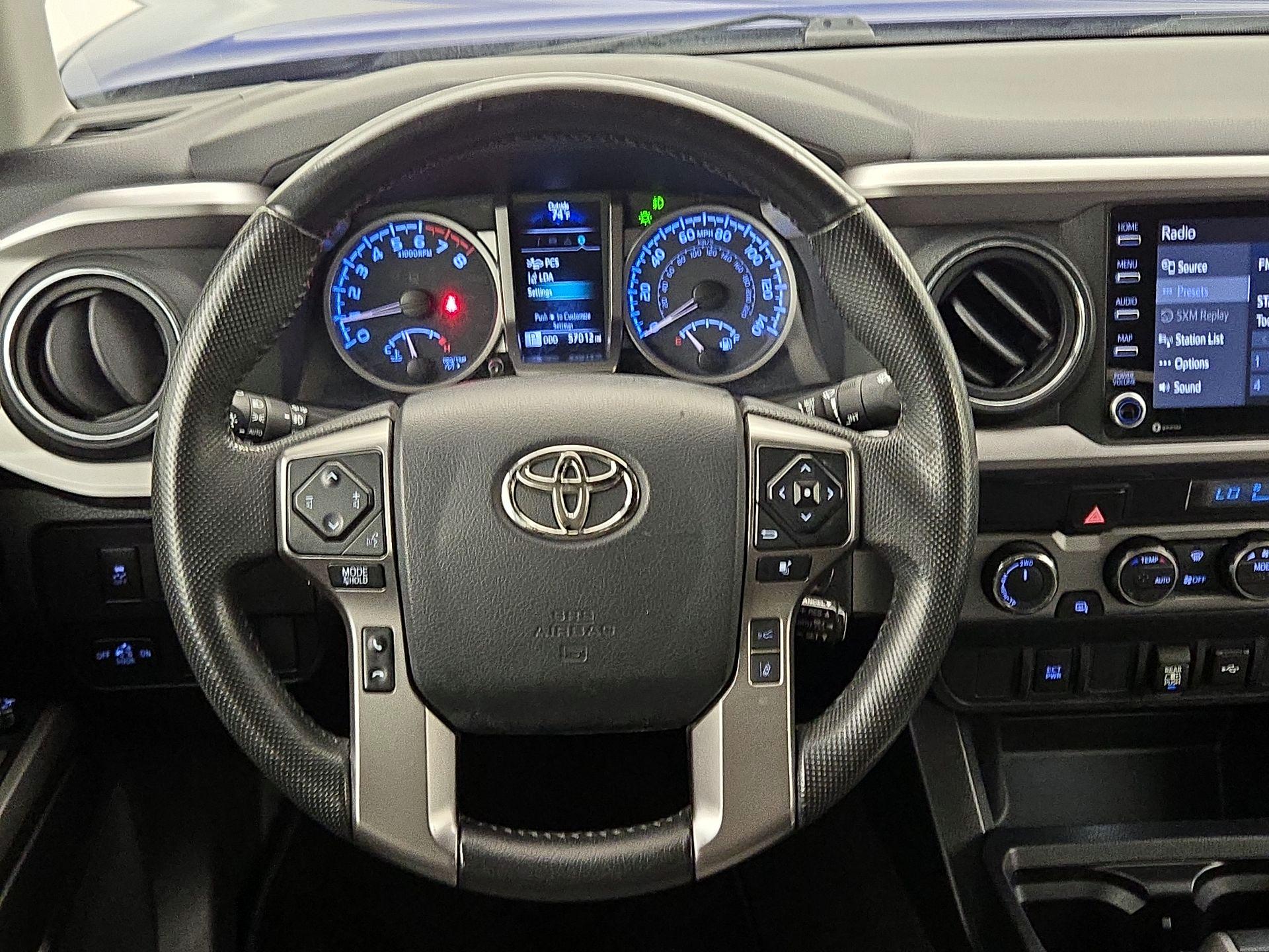 Thumbnail: 2022 Toyota Tacoma - 10
