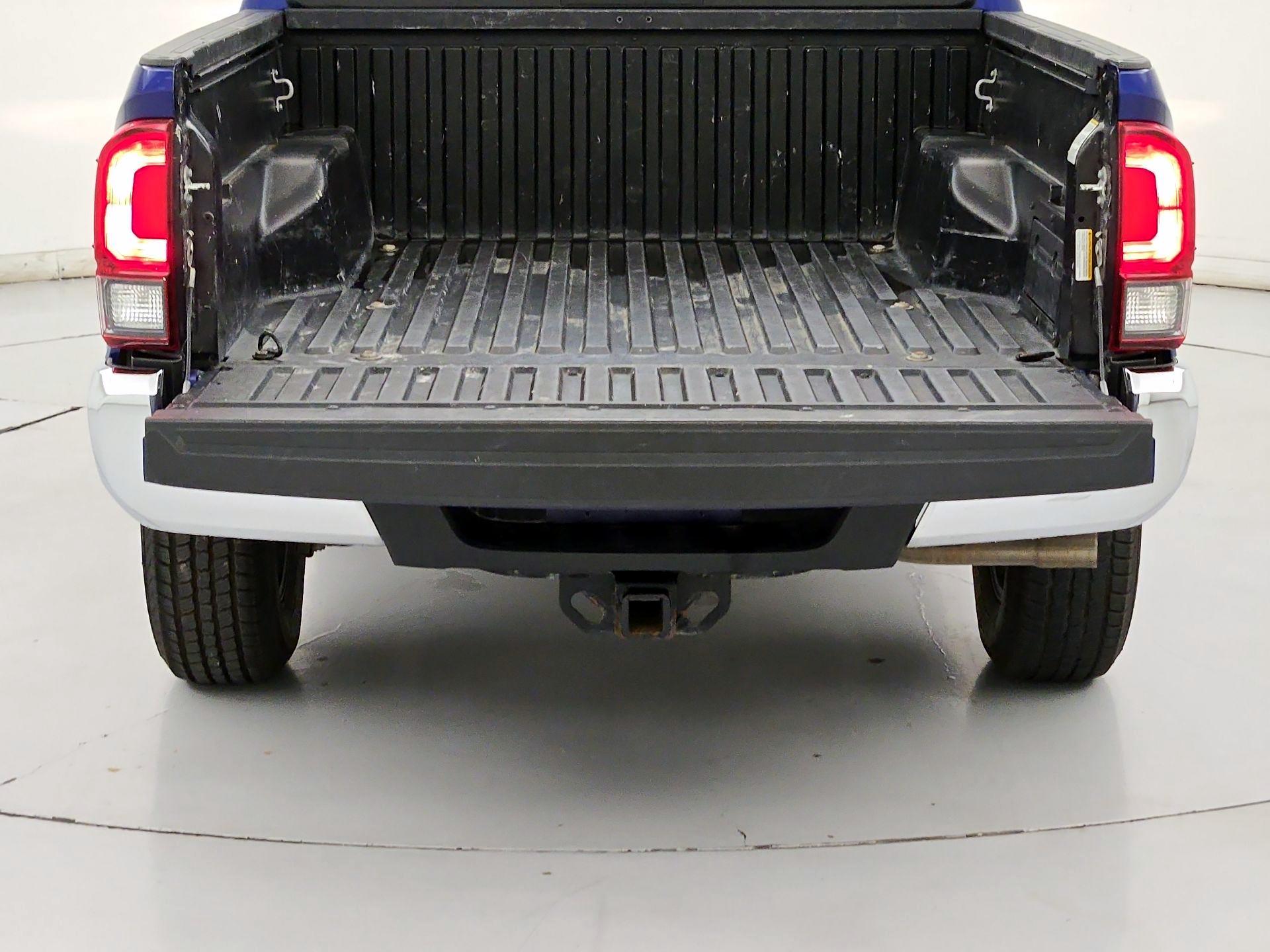 Thumbnail: 2022 Toyota Tacoma - 20