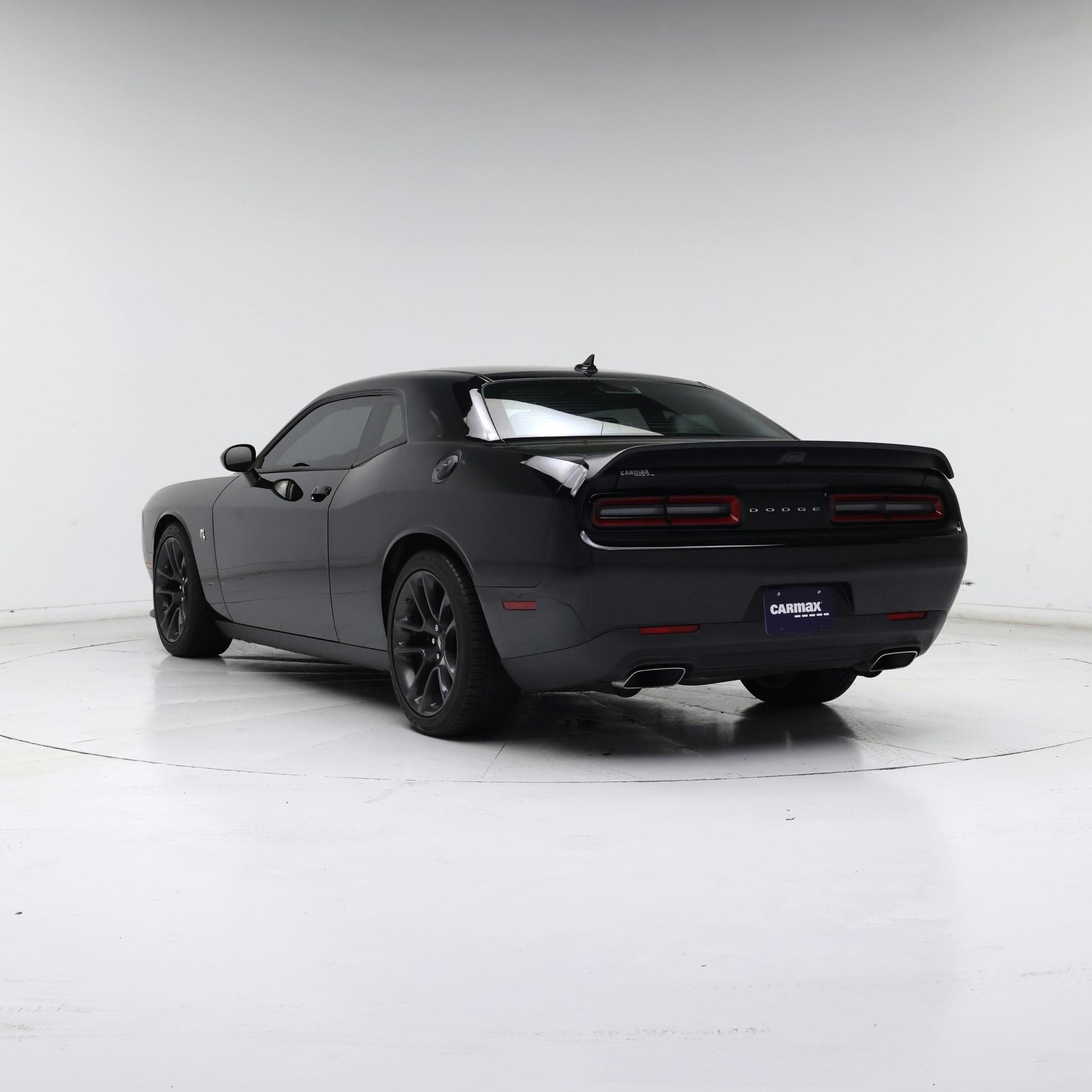 Thumbnail: 2022 Dodge Challenger - 2