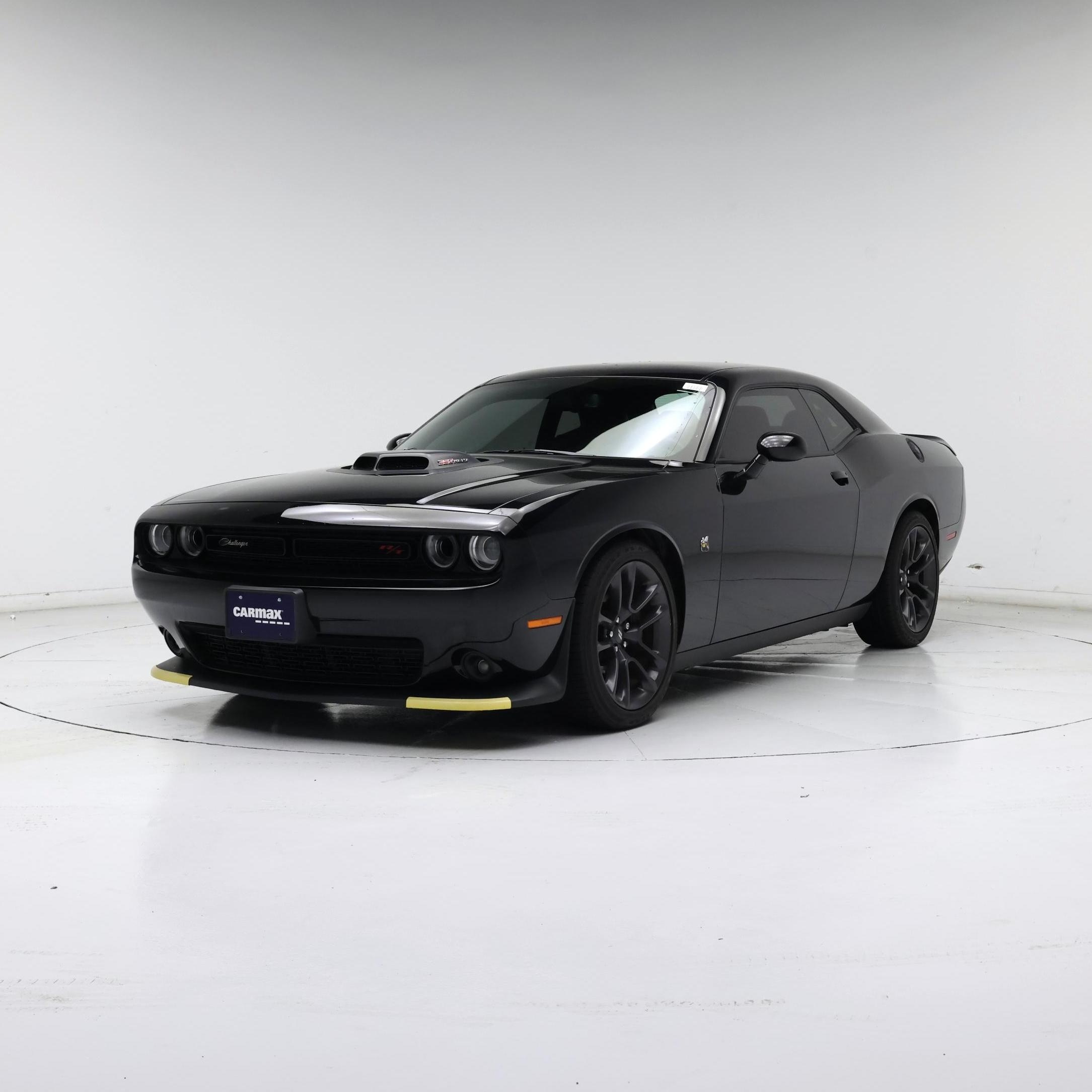 Thumbnail: 2022 Dodge Challenger - 4
