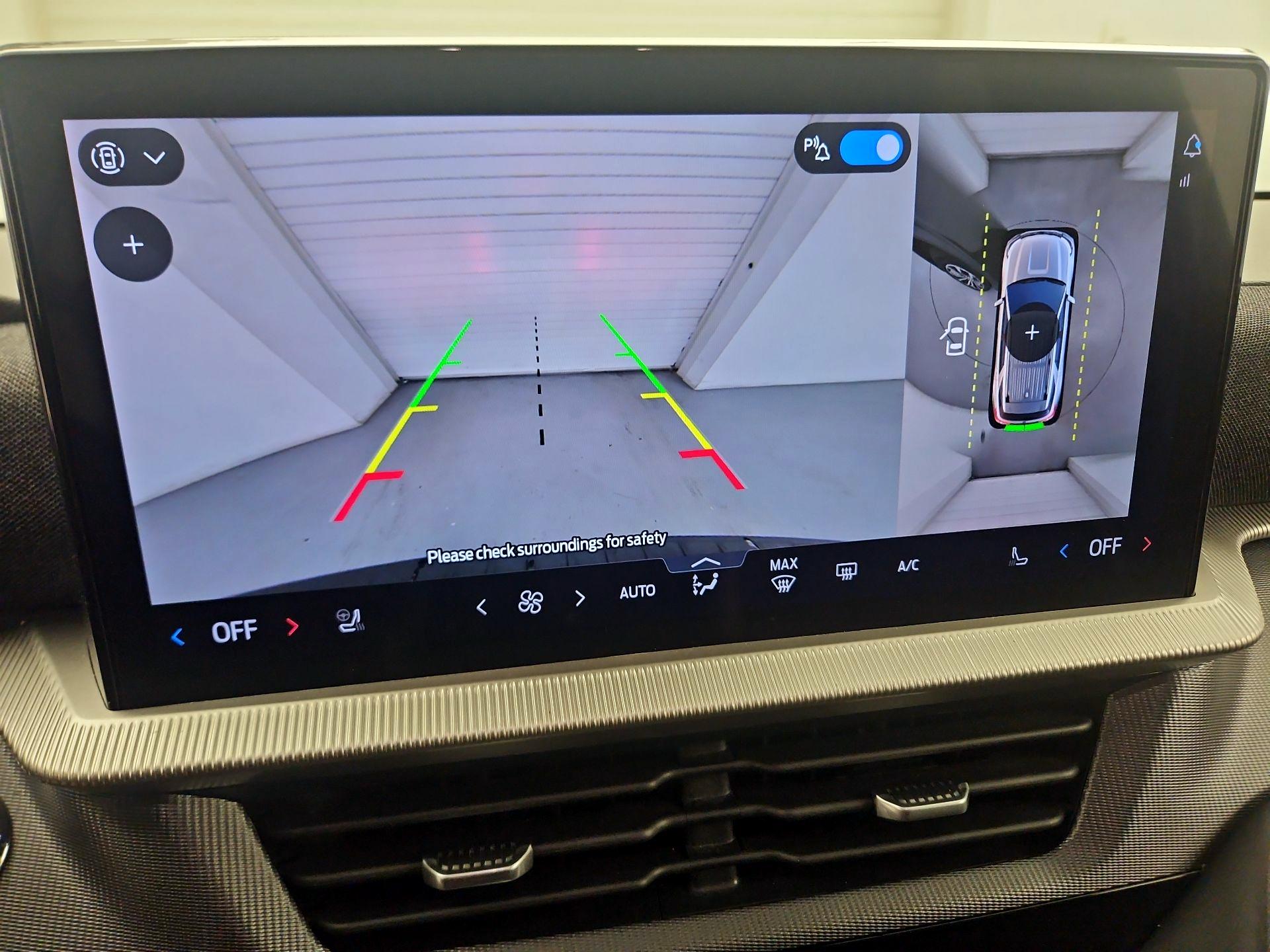 Thumbnail: 2025 Ford Explorer - 14