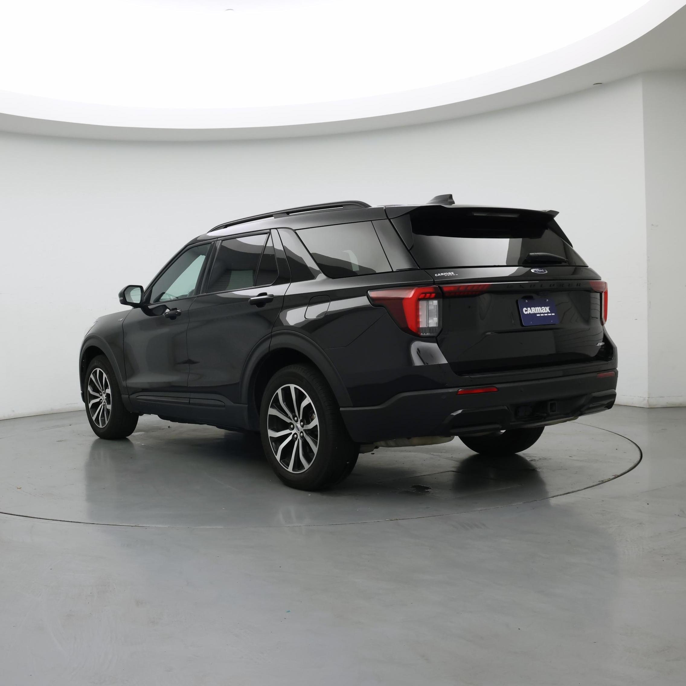 Thumbnail: 2025 Ford Explorer - 2