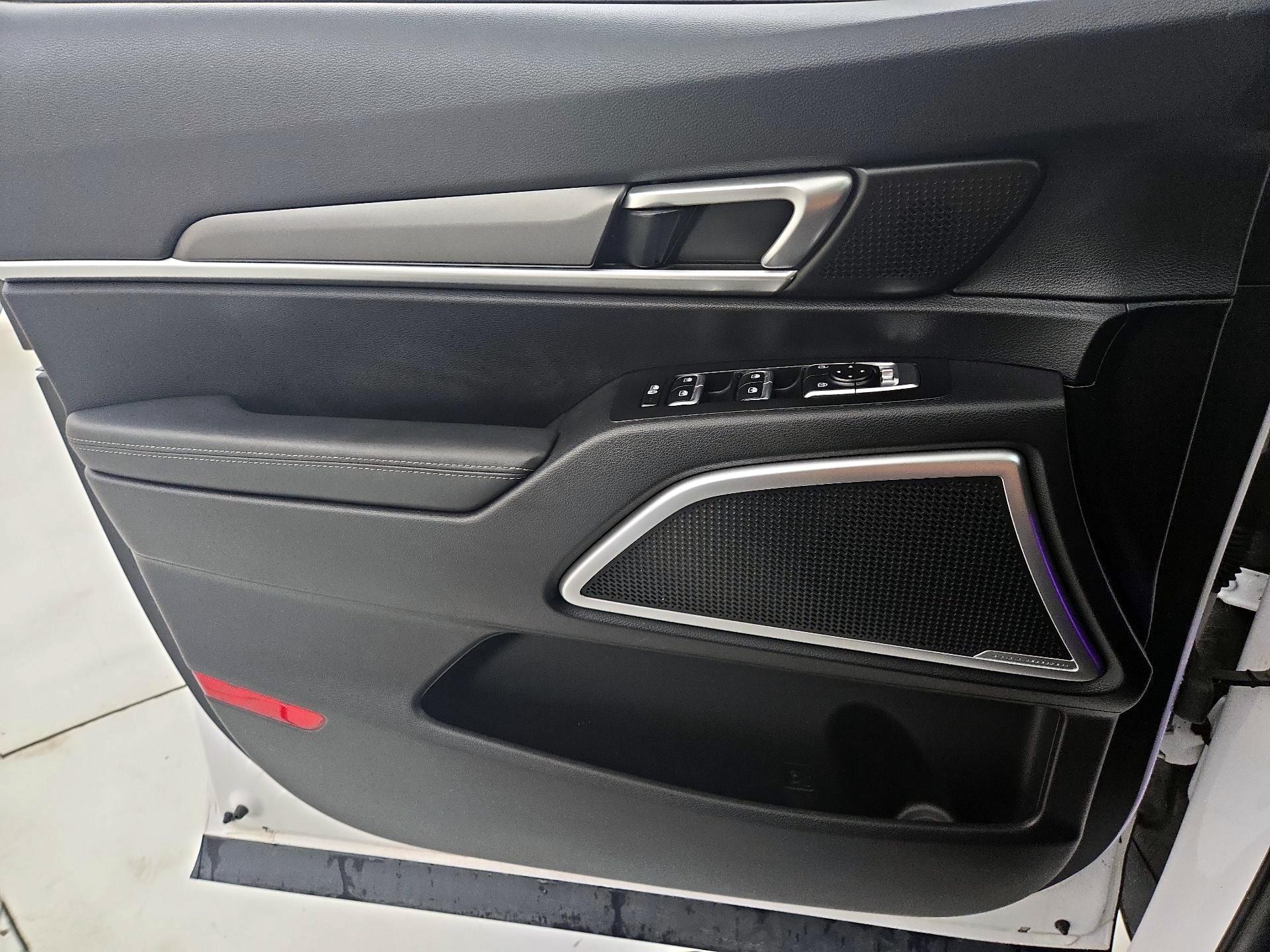Thumbnail: 2022 Kia Telluride - 12