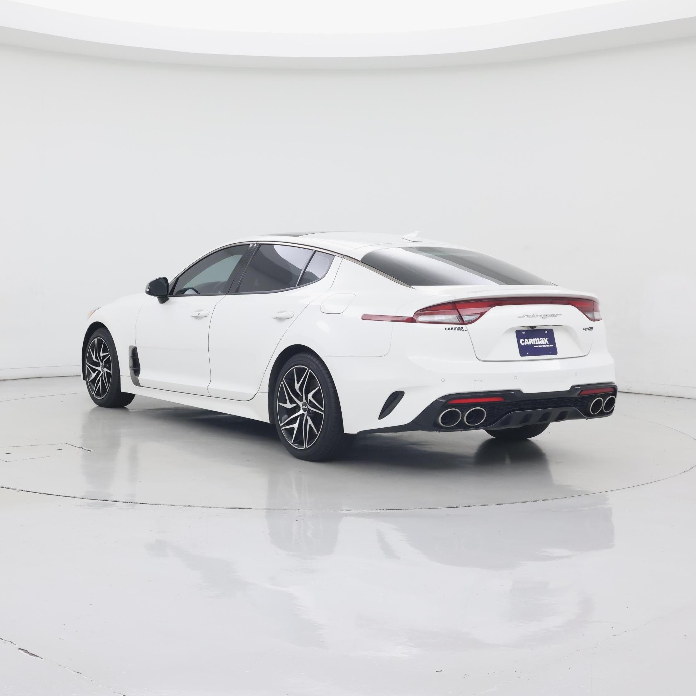 Thumbnail: 2022 Kia Stinger - 2