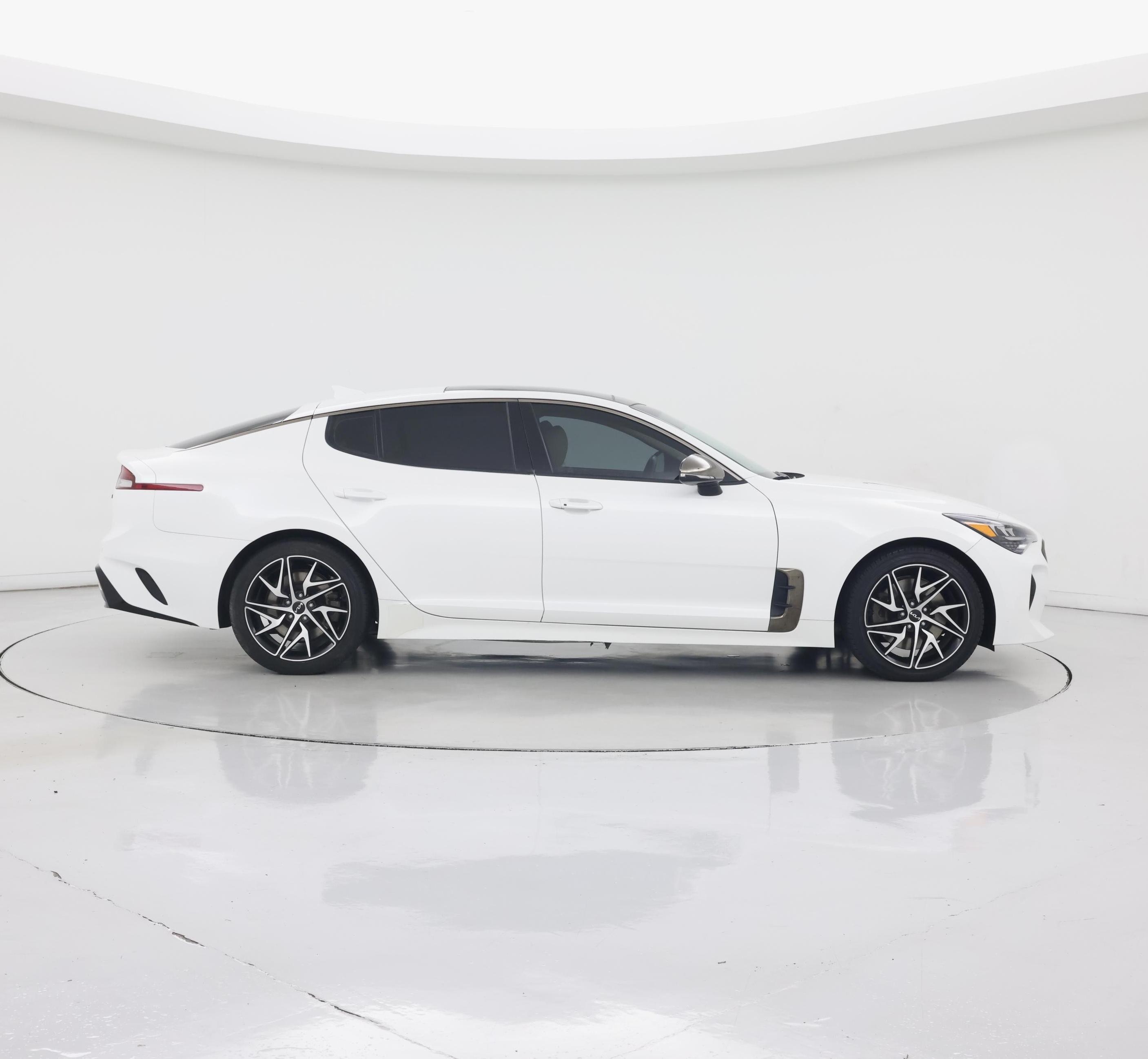 Thumbnail: 2022 Kia Stinger - 7