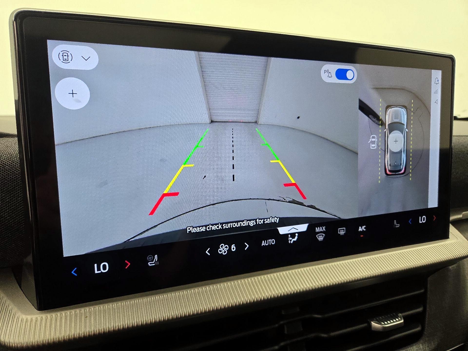 Thumbnail: 2025 Ford Explorer - 15