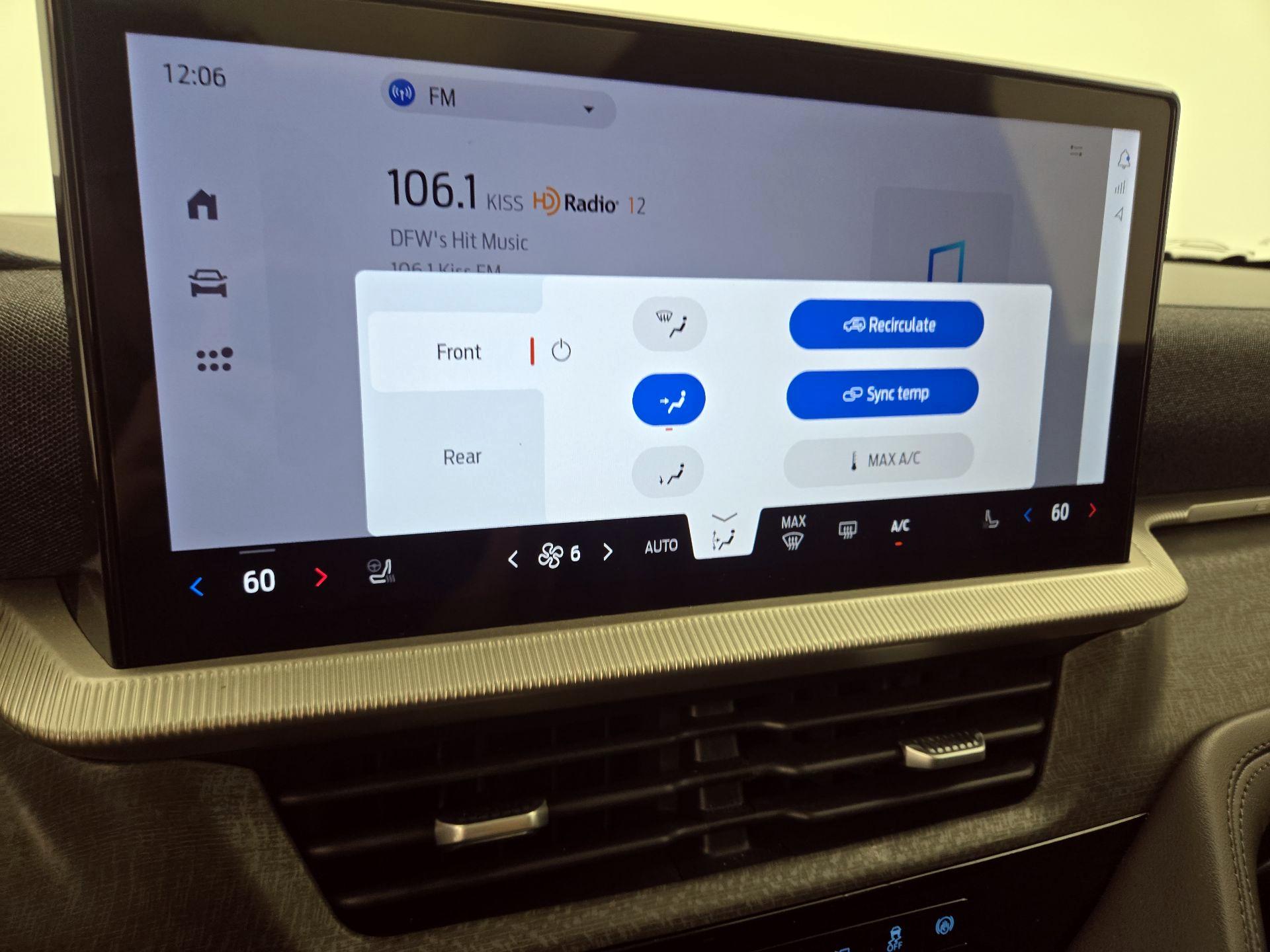 Thumbnail: 2025 Ford Explorer - 17