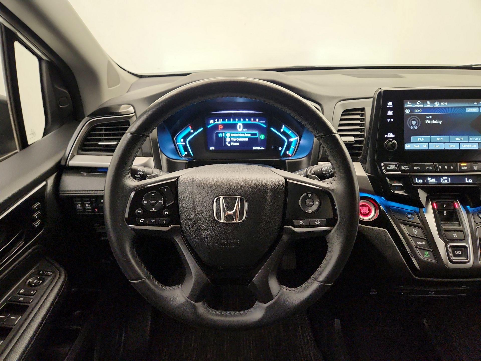 Thumbnail: 2023 Honda Odyssey - 10