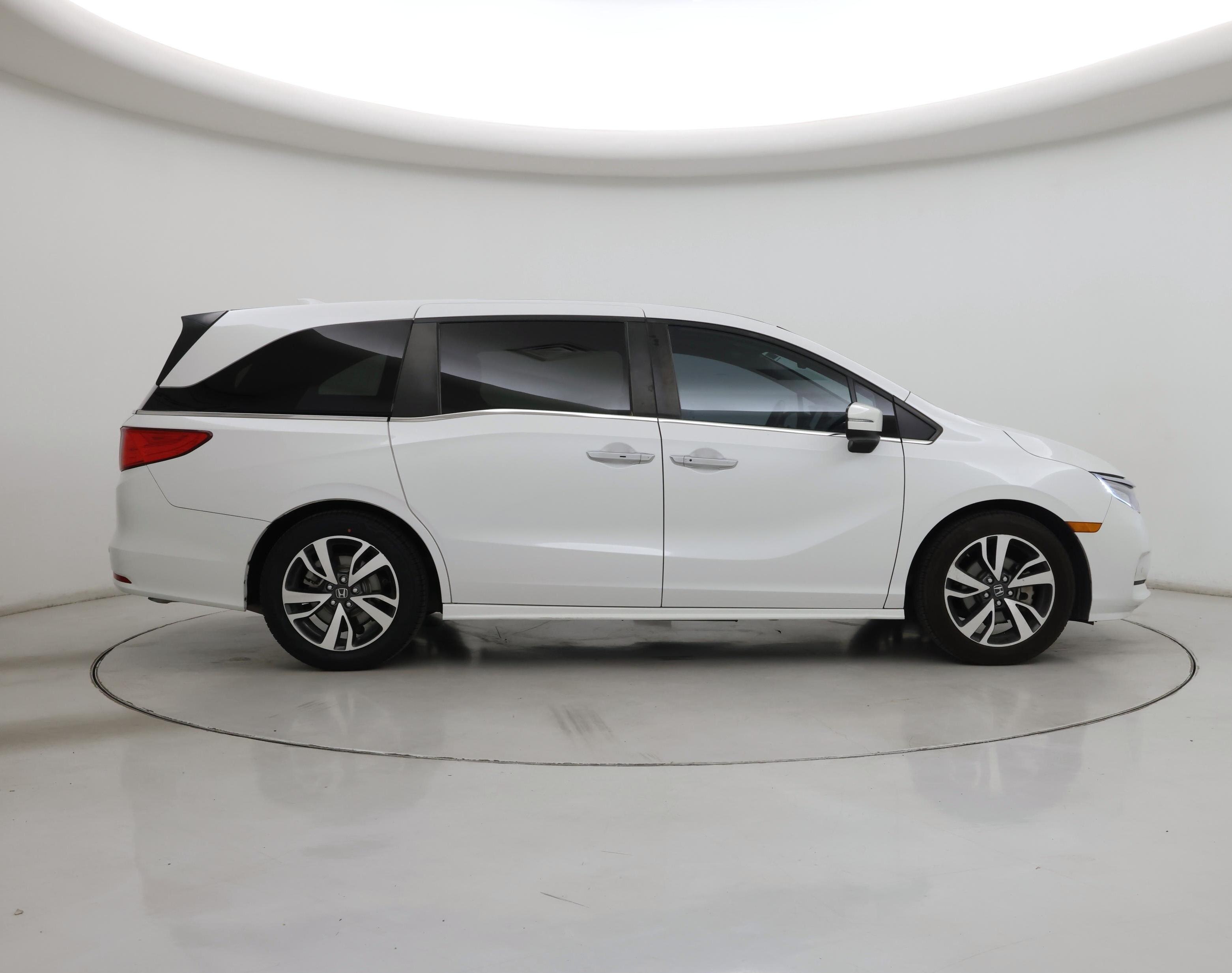 Thumbnail: 2023 Honda Odyssey - 7