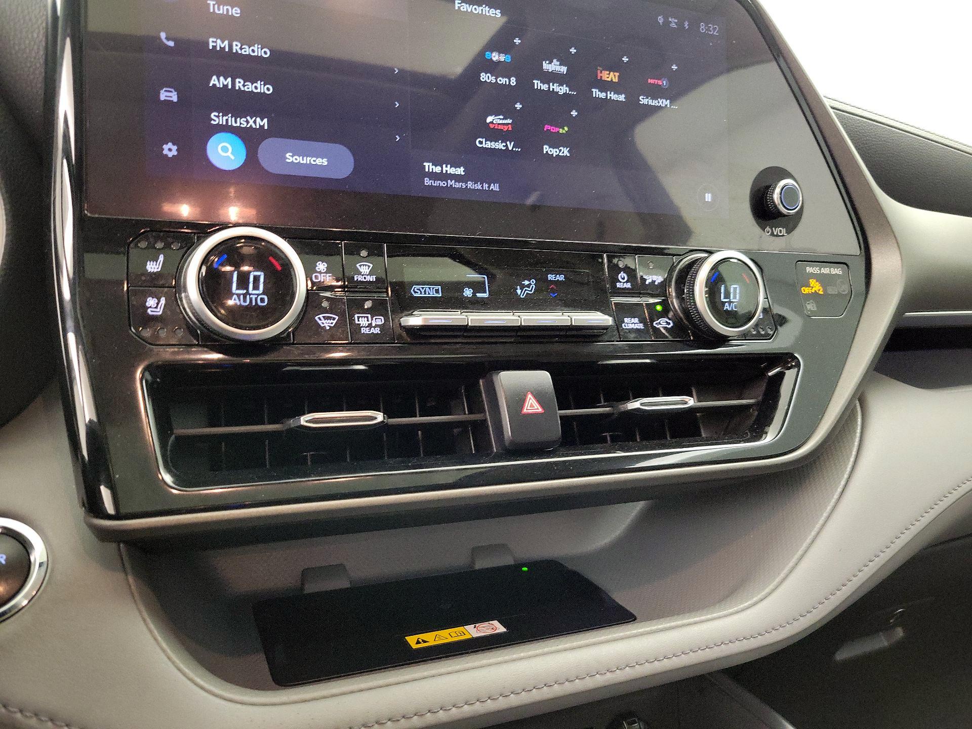 Thumbnail: 2023 Toyota Highlander - 16