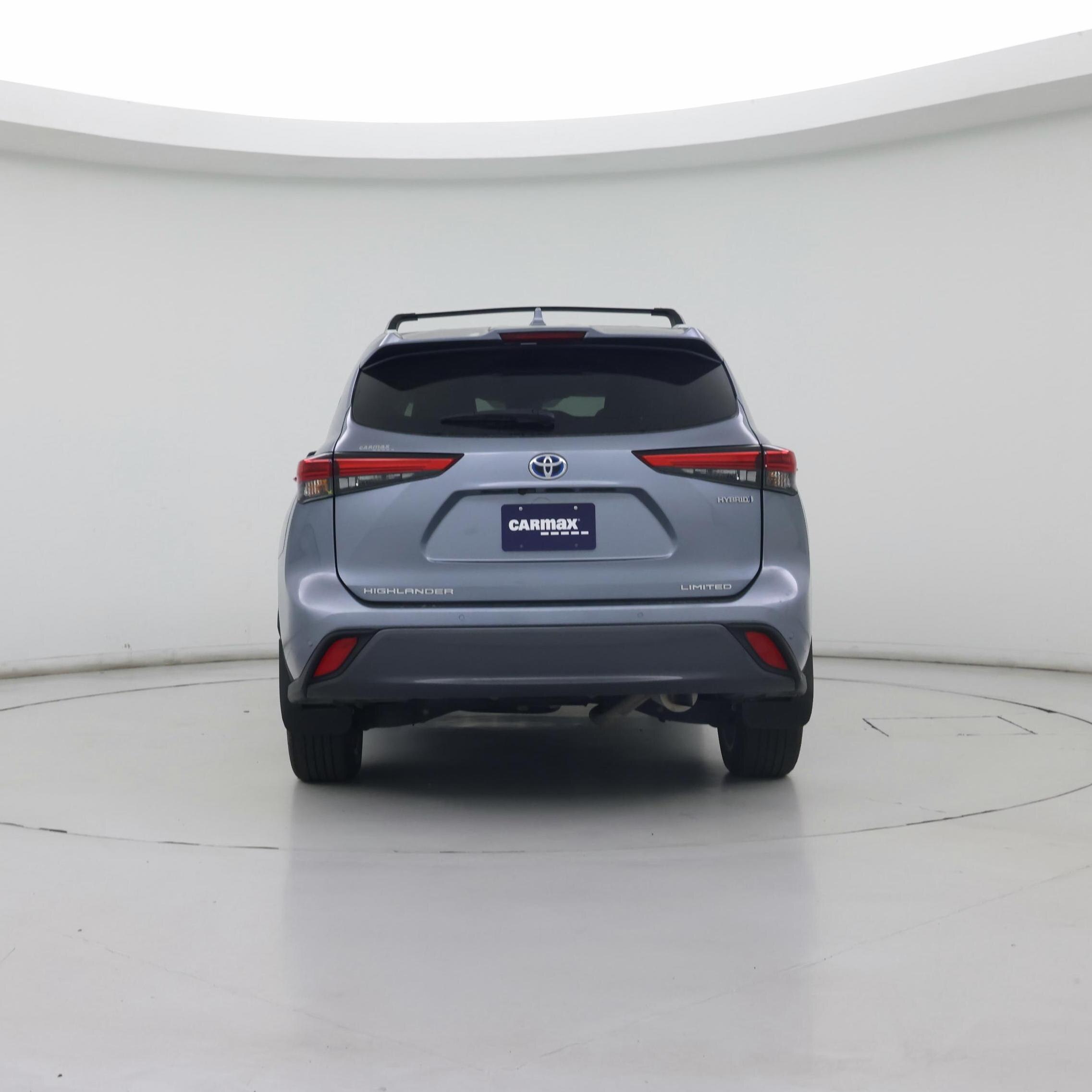 Thumbnail: 2023 Toyota Highlander - 6