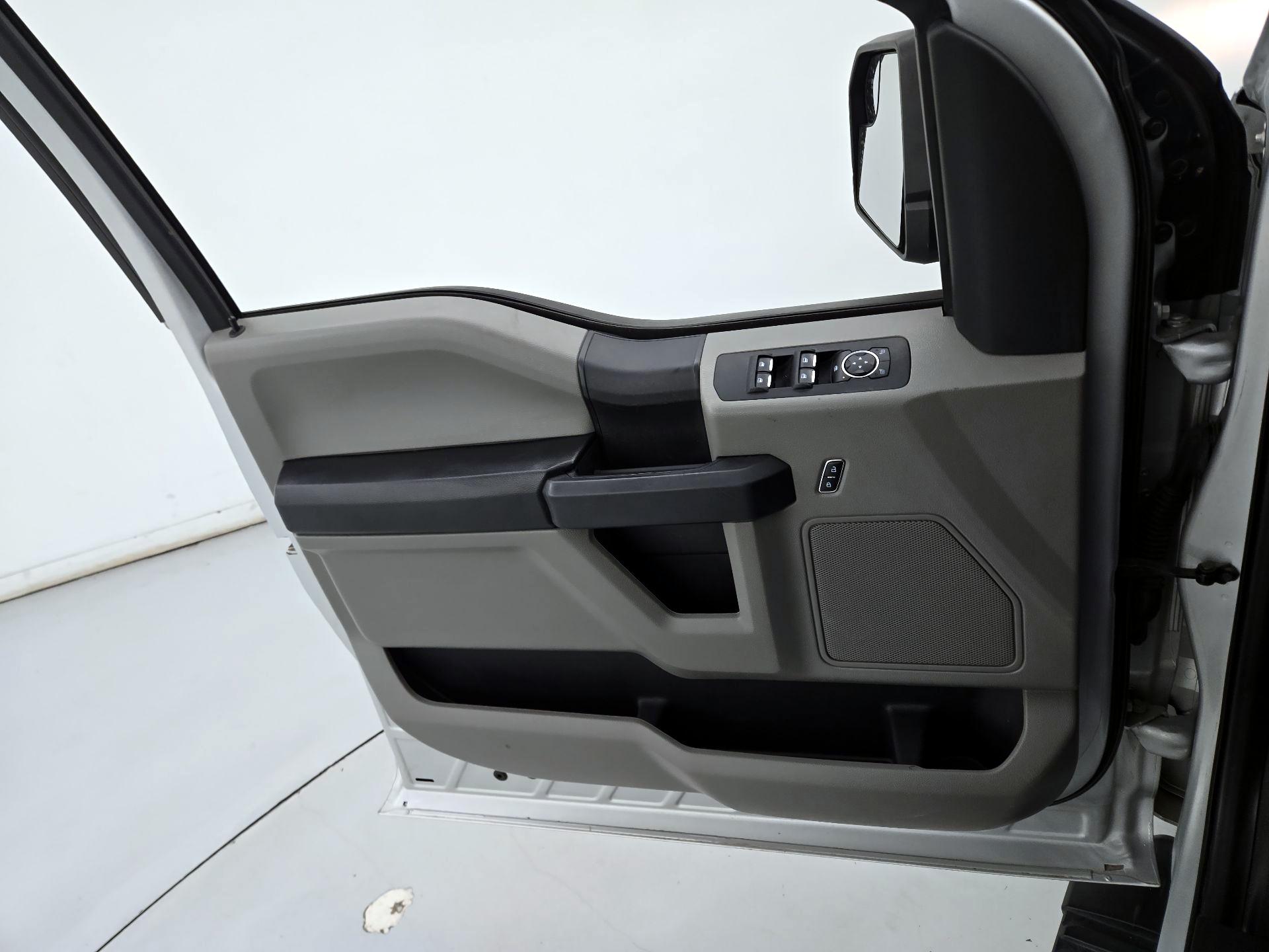 Thumbnail: 2019 Ford F-150 - 12