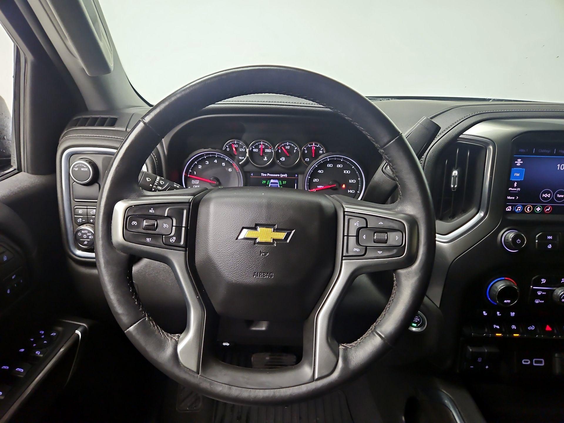 Thumbnail: 2021 Chevrolet Silverado 1500 - 10