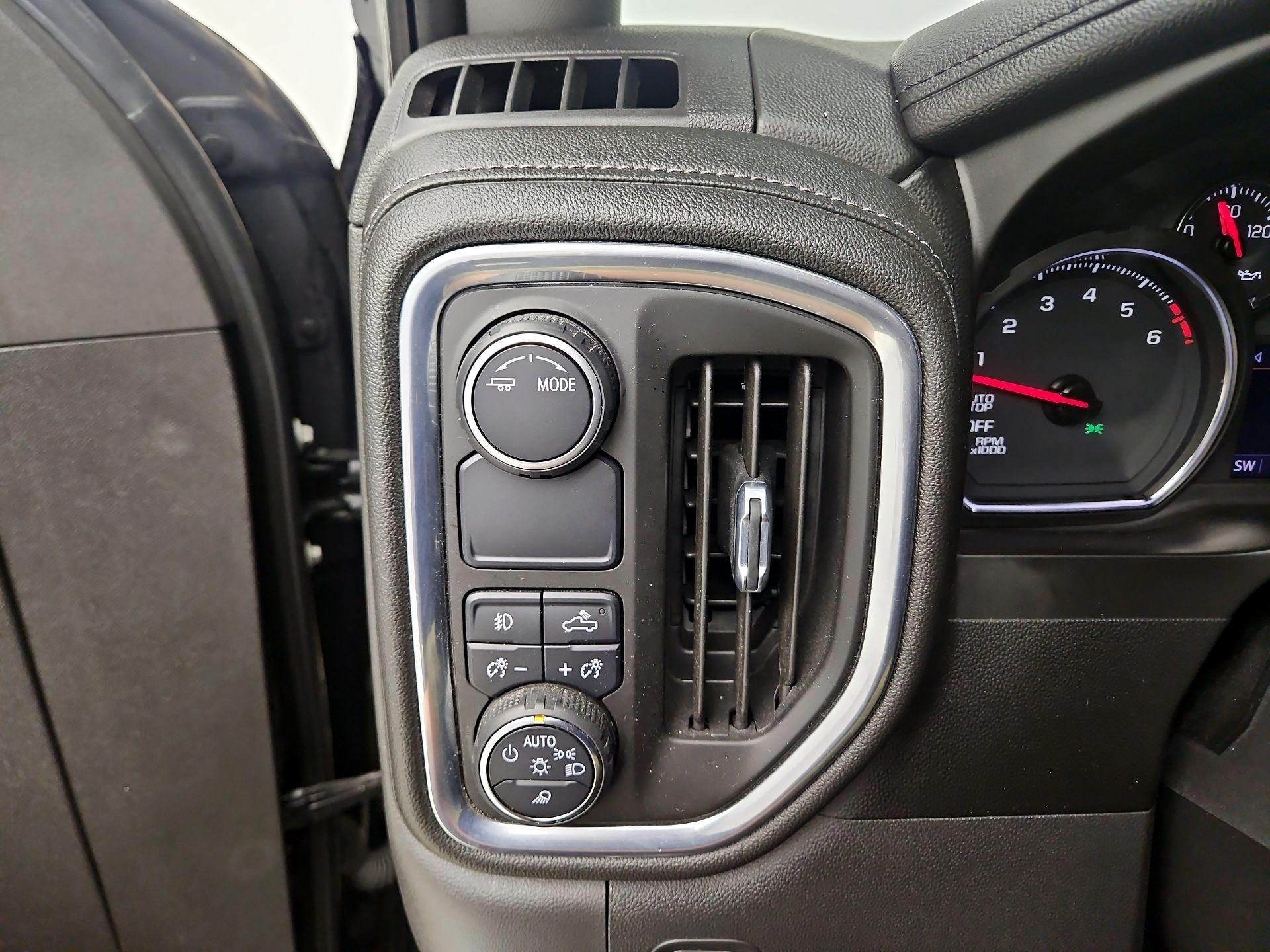 Thumbnail: 2021 Chevrolet Silverado 1500 - 13