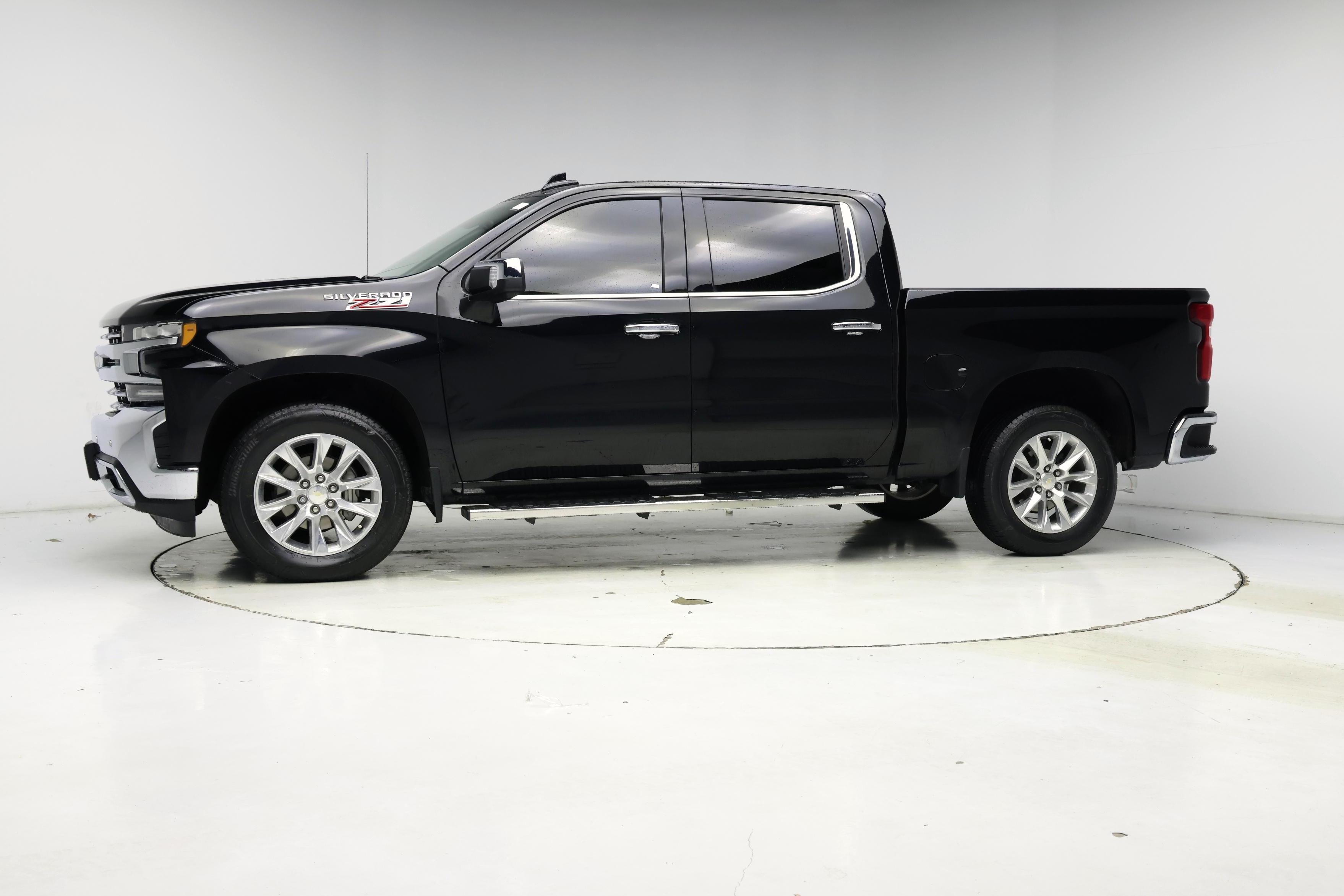 Thumbnail: 2021 Chevrolet Silverado 1500 - 3