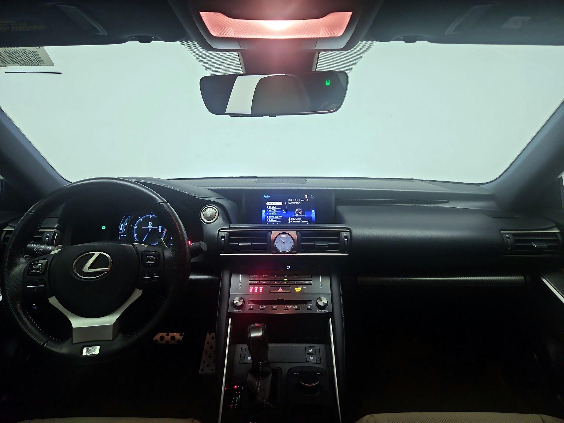 Thumbnail: 2017 Lexus IS - 9