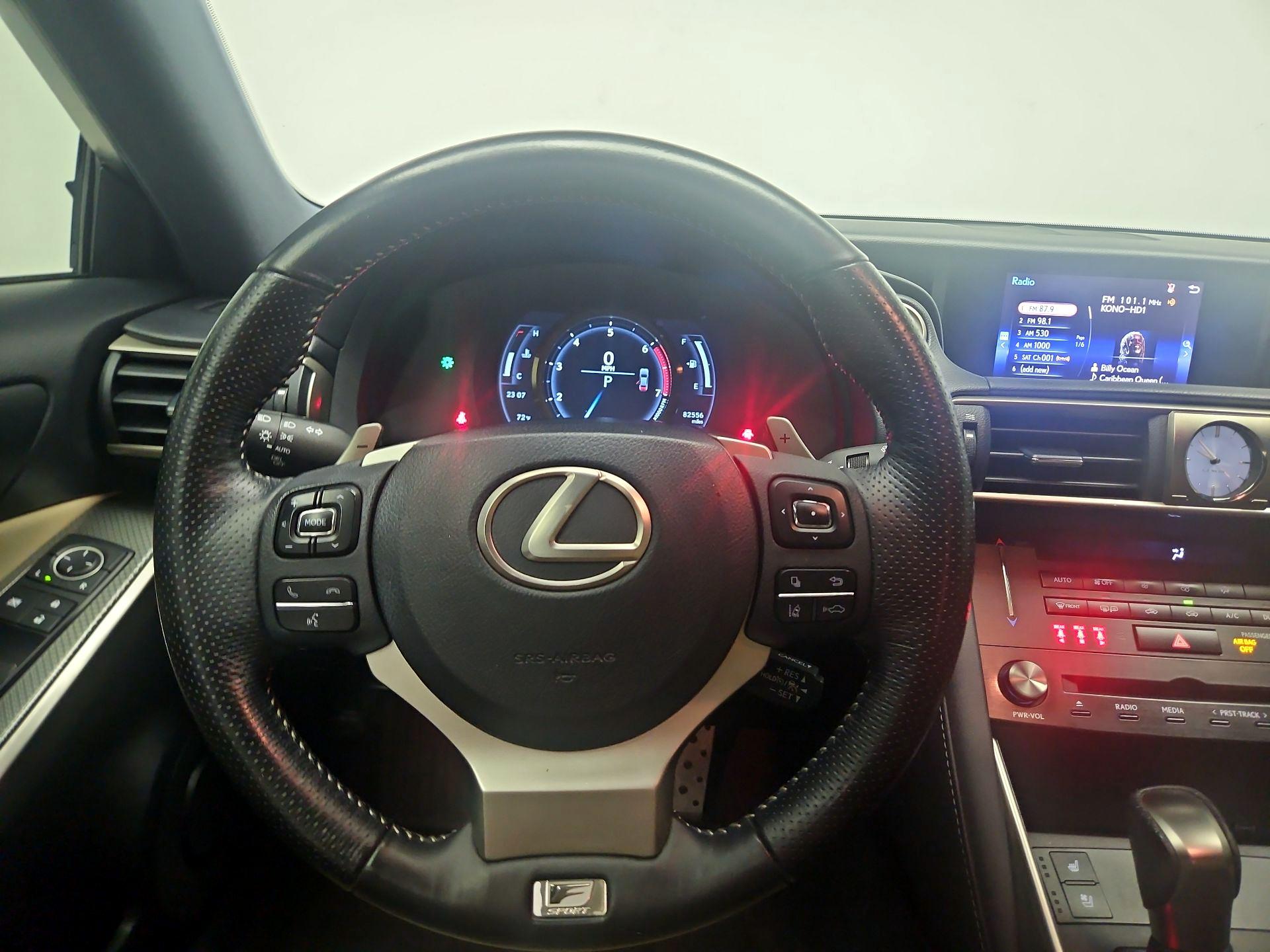 Thumbnail: 2017 Lexus IS - 10